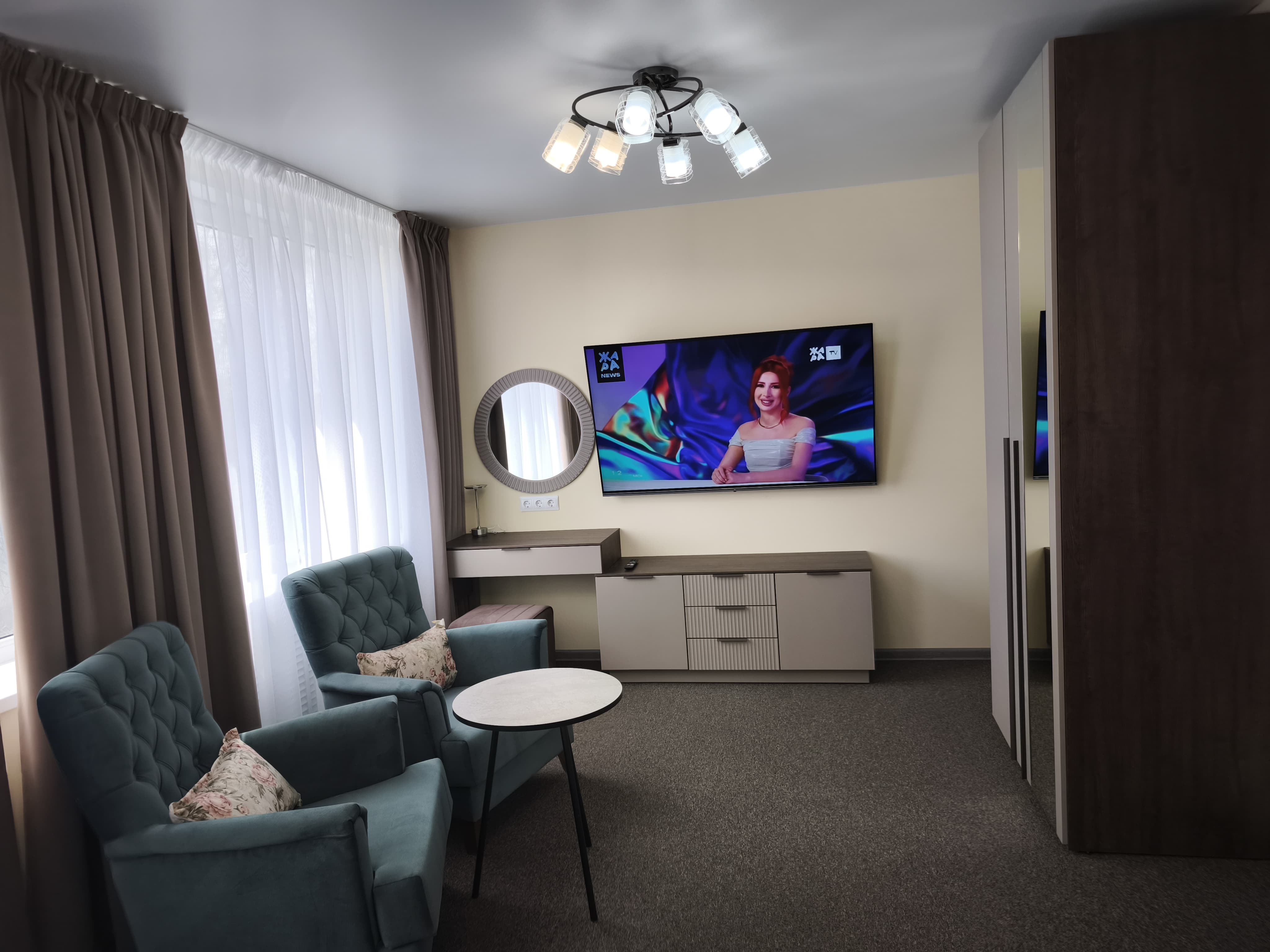 Джуниор сюит "Ола"