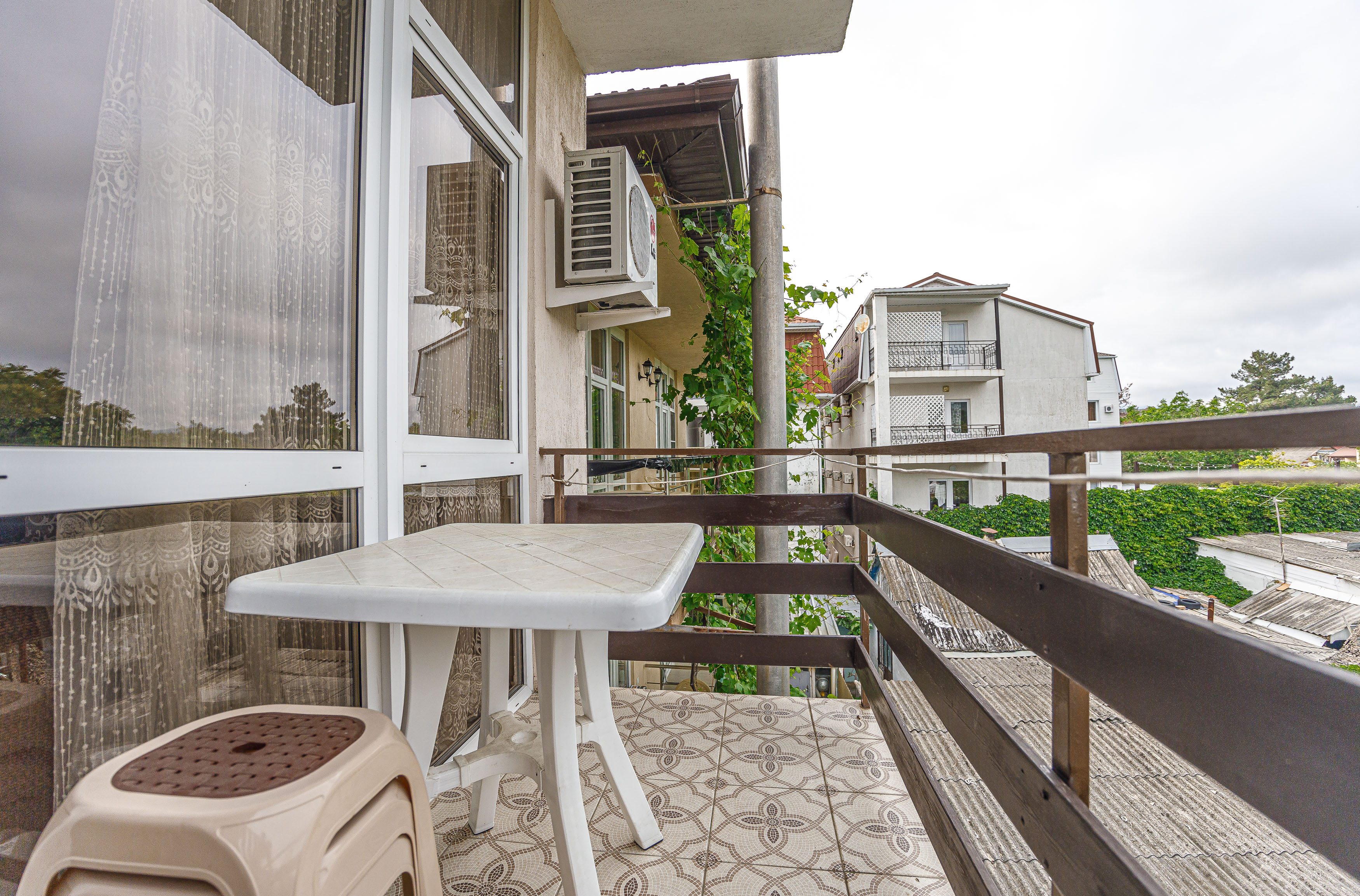 Четырехместный номер с балконом