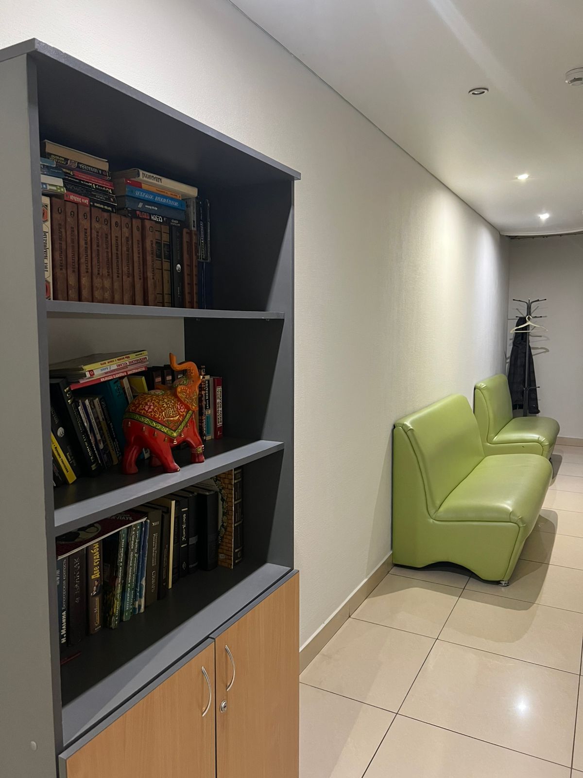 Спальное место на двухъярусной кровати в общем номере для мужчин