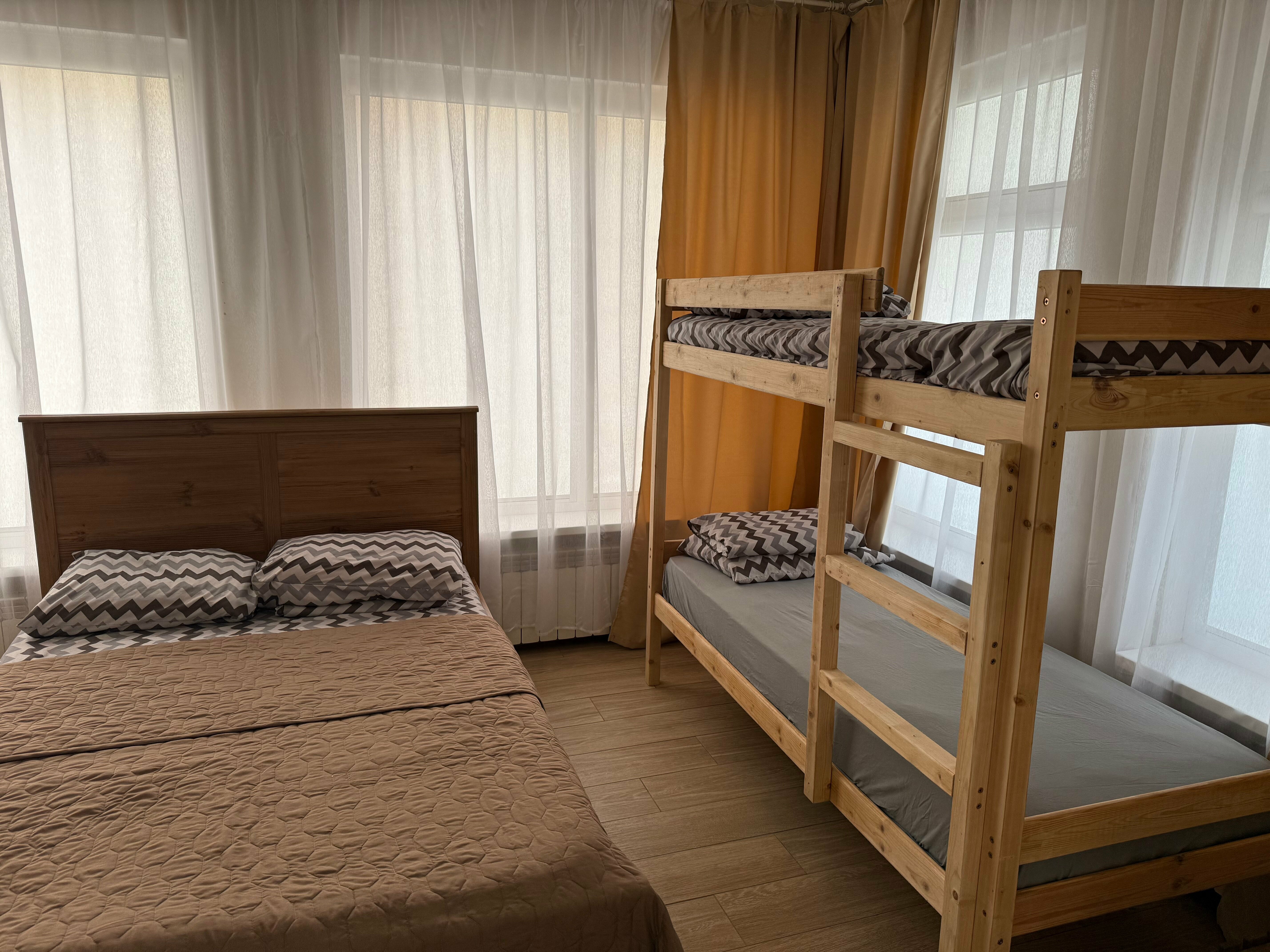 Апартаменты с выходом к бассейну