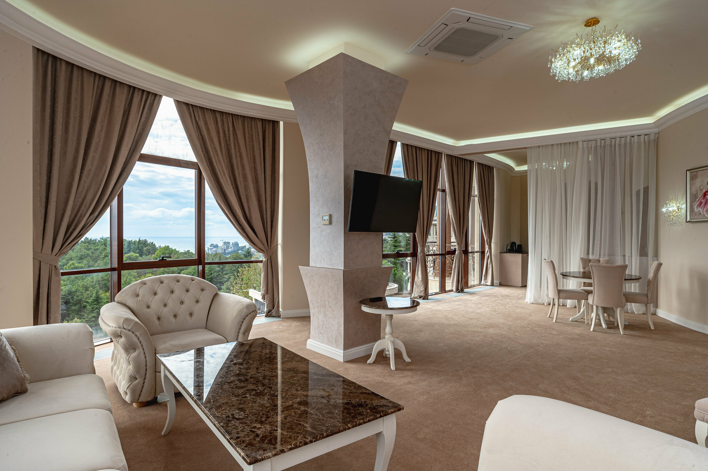 Люкс с видом на море