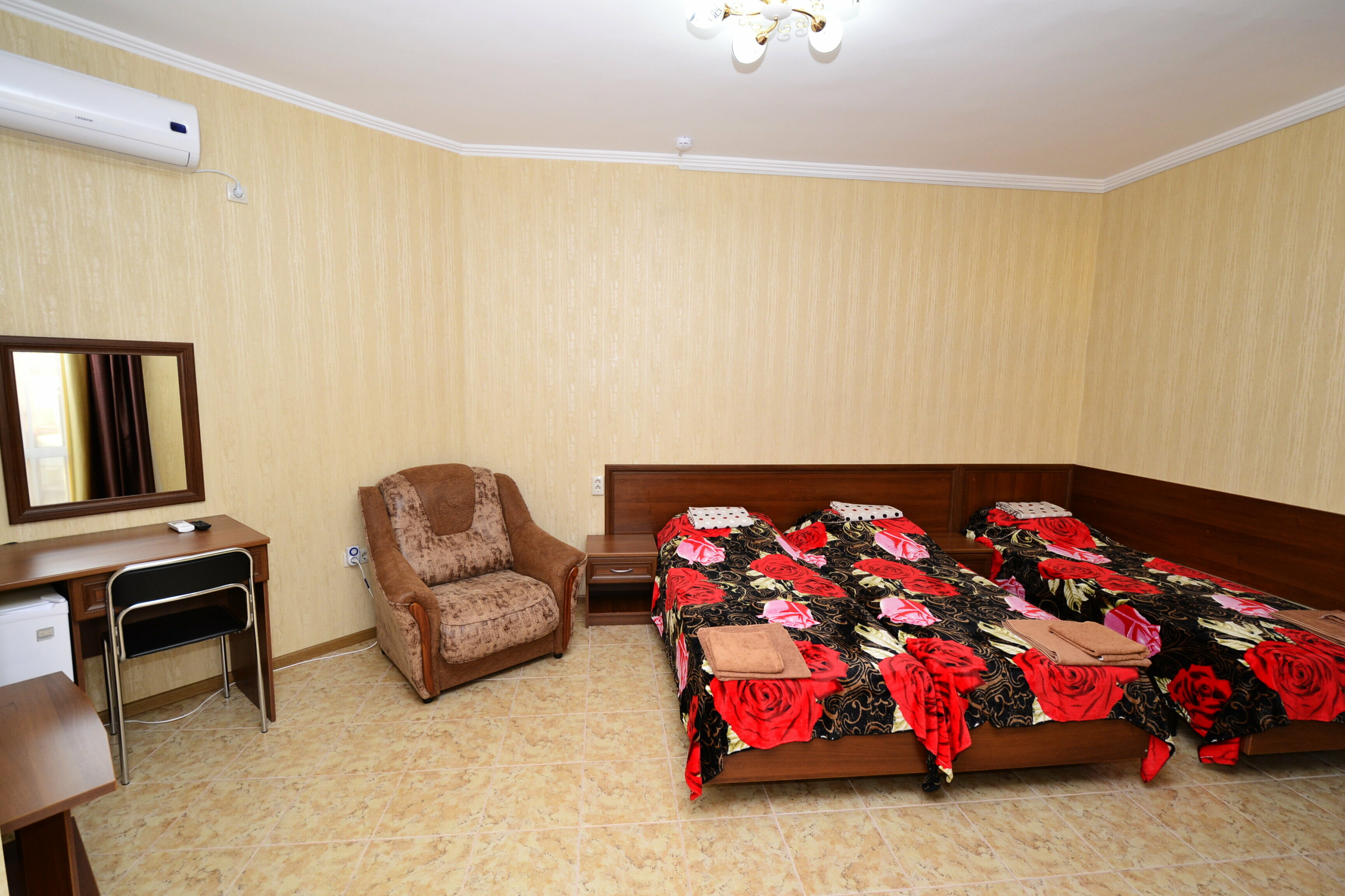 Стандартный трехместный номер