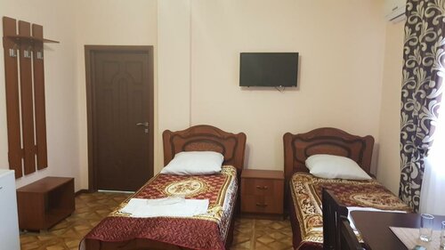 Бюджетный трехместный номер