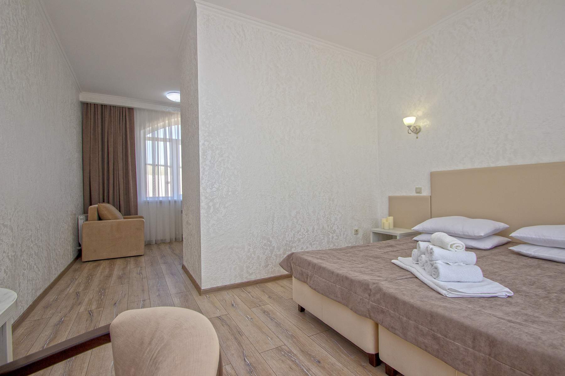 Улучшенный двухместный номер с 1 кроватью или 2 отдельными кроватями, вид на город