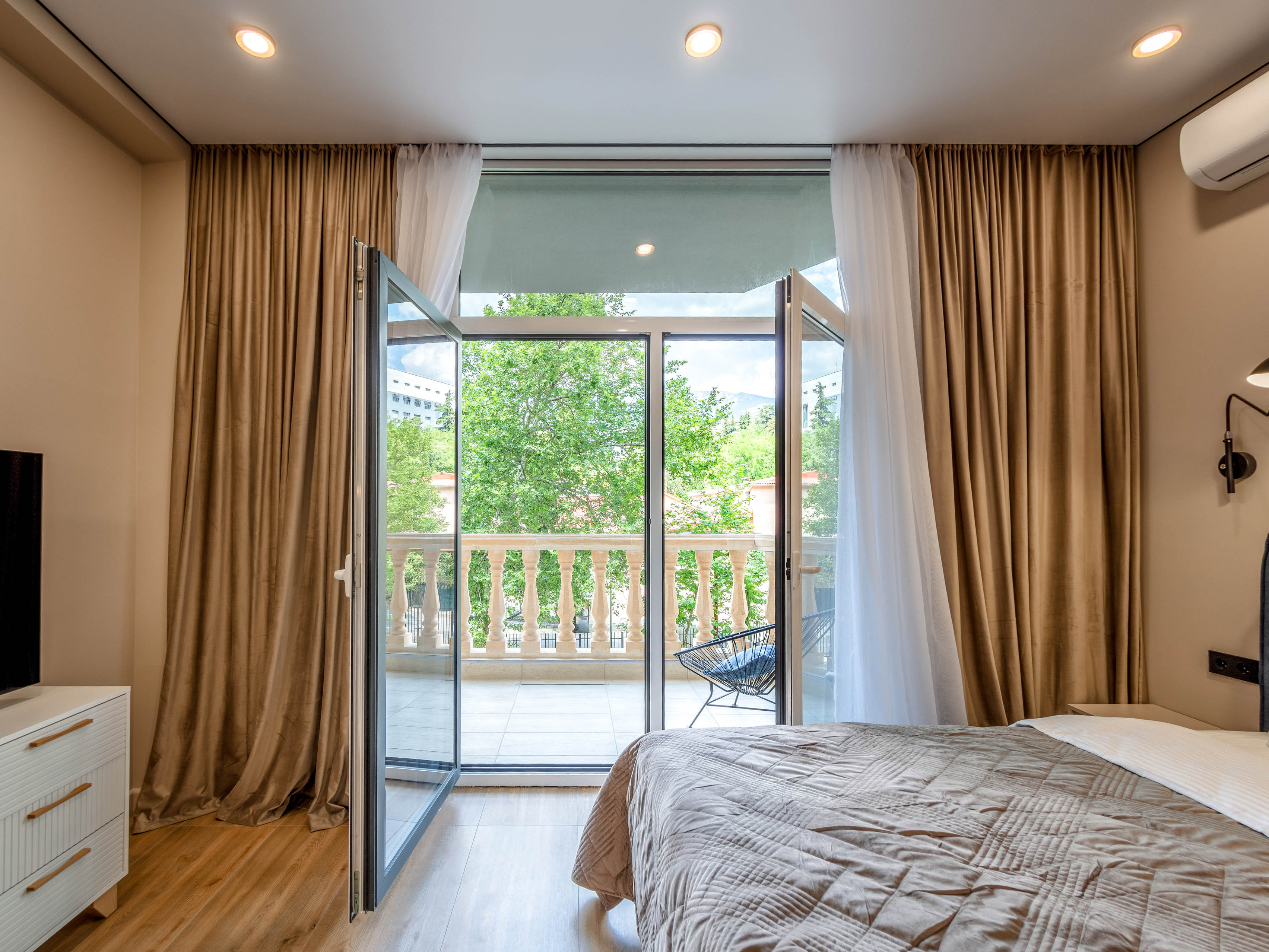 Номер-студия с балконом