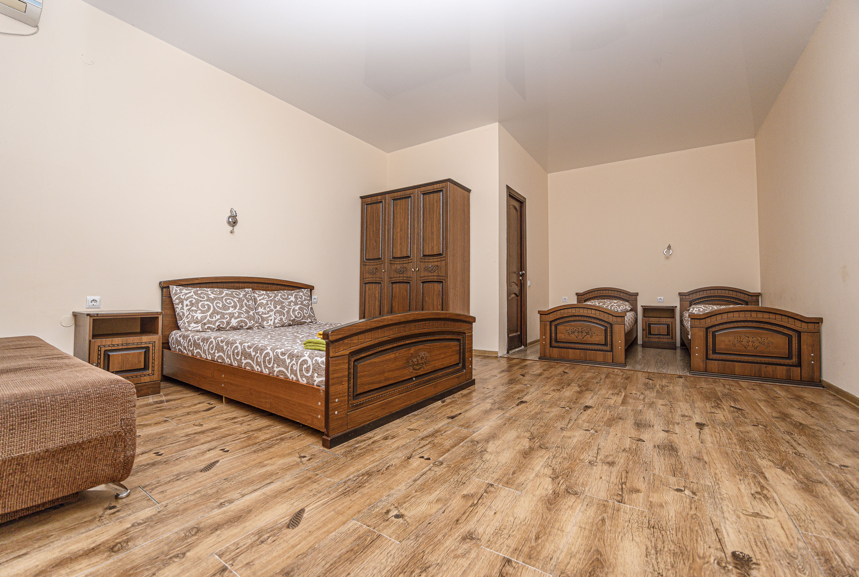 Семейный номер с балконом