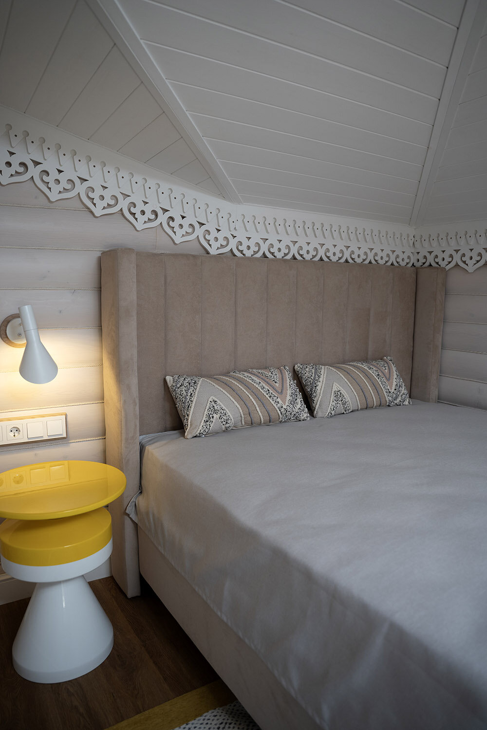 Улучшенный номер с кроватью размера «king-size»