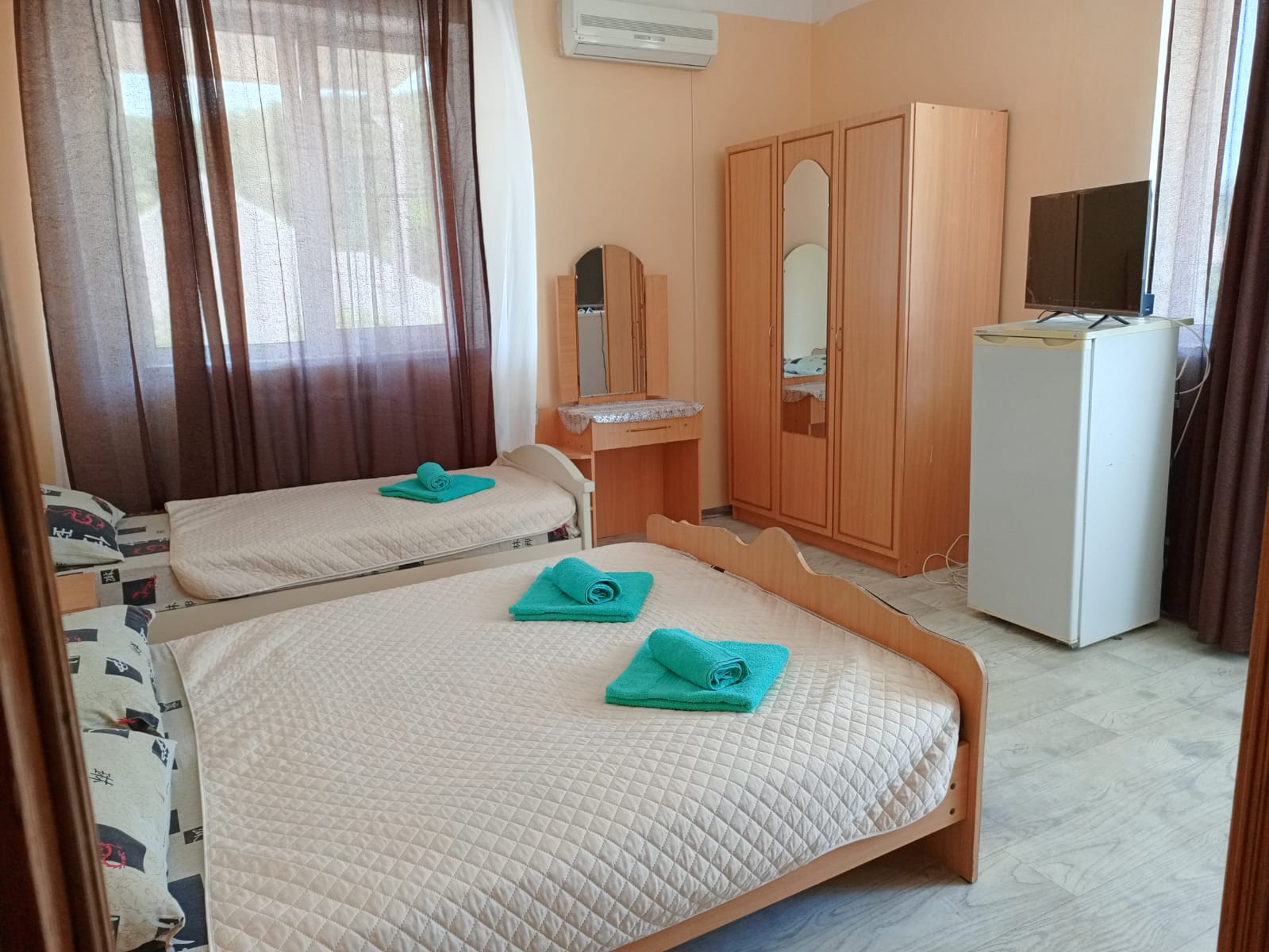 3-х местные номера категории «Эконом» с балконом