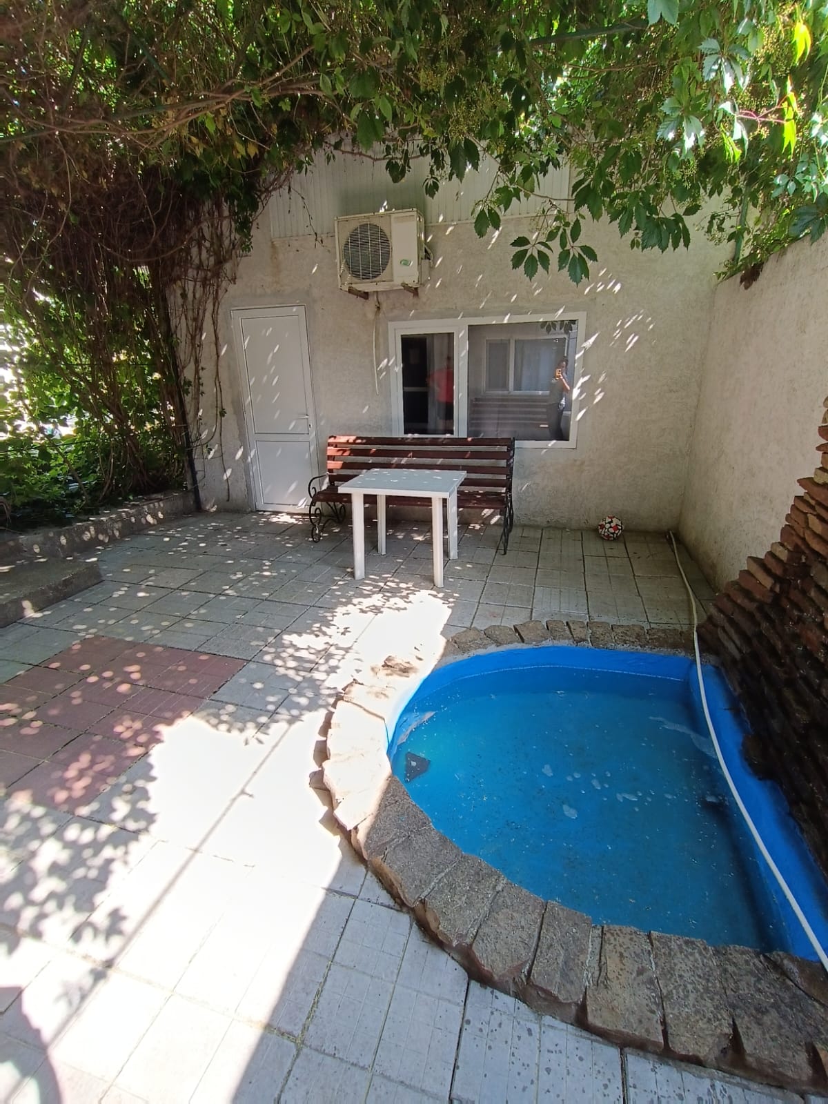 Трехместный домик