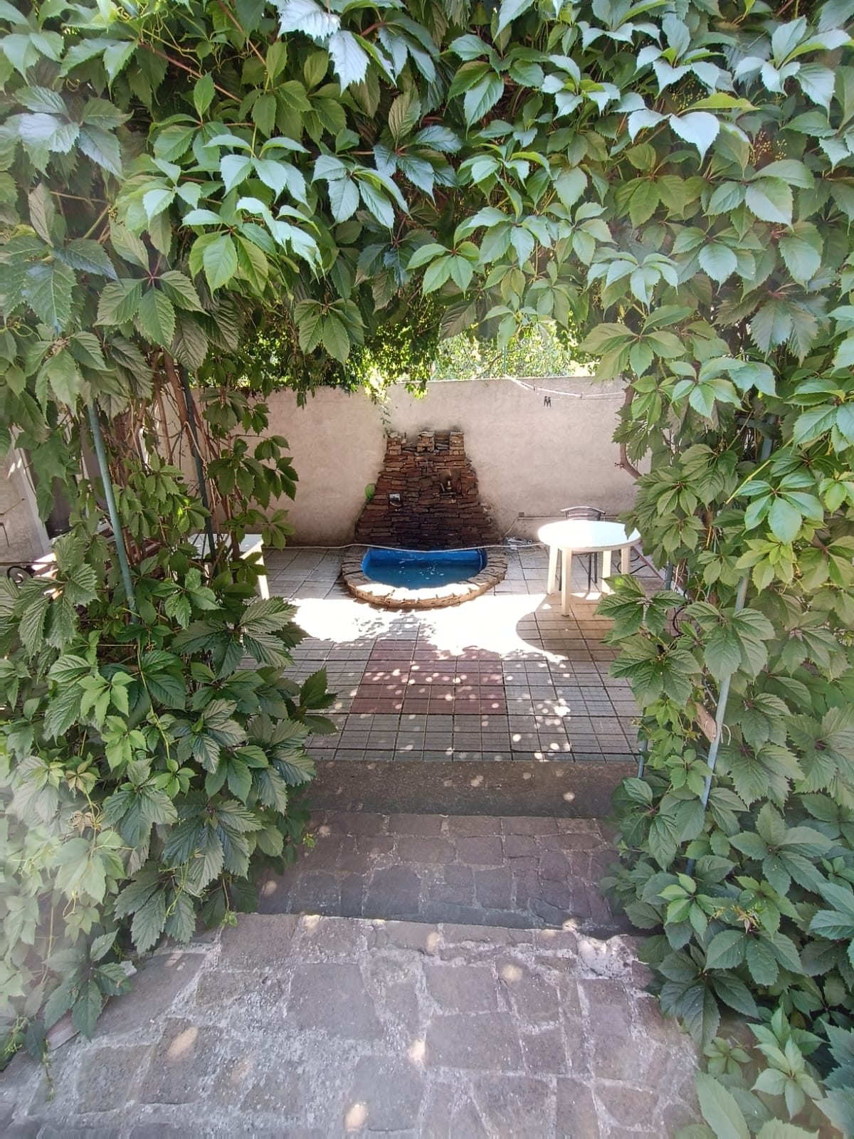 Домик  2-х комнатный с кухней