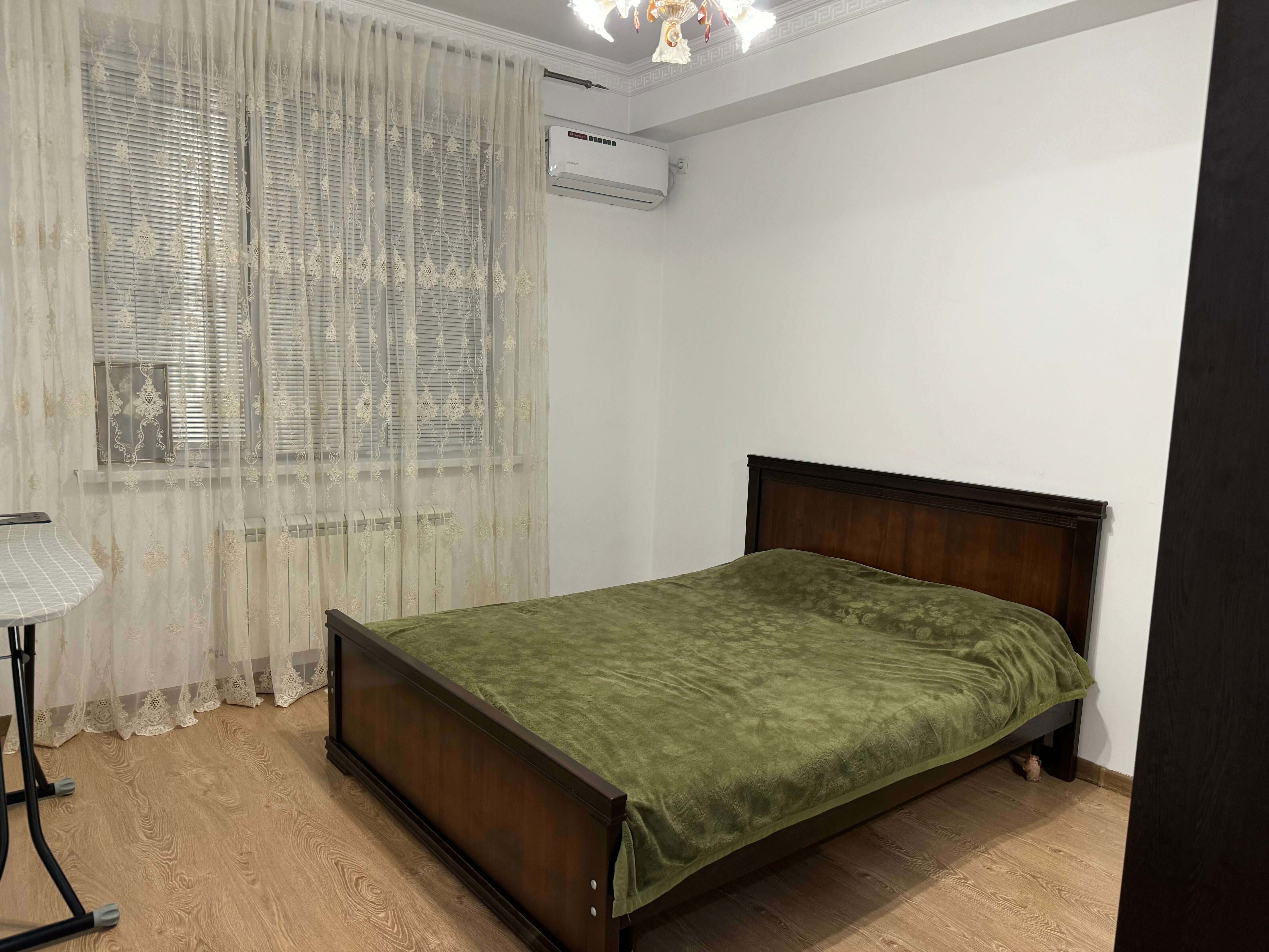 Четырехместный номер с ванной комнатой