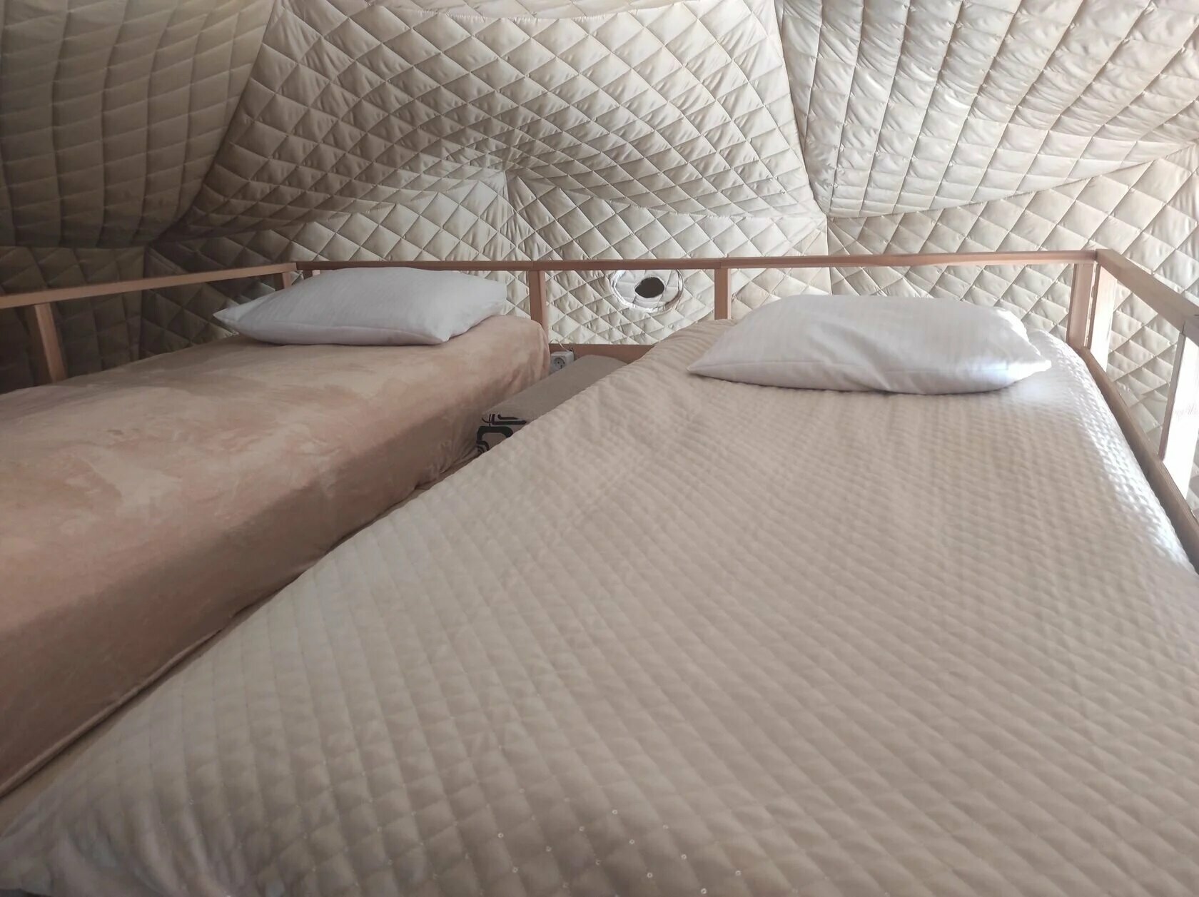 Шатер в лесу