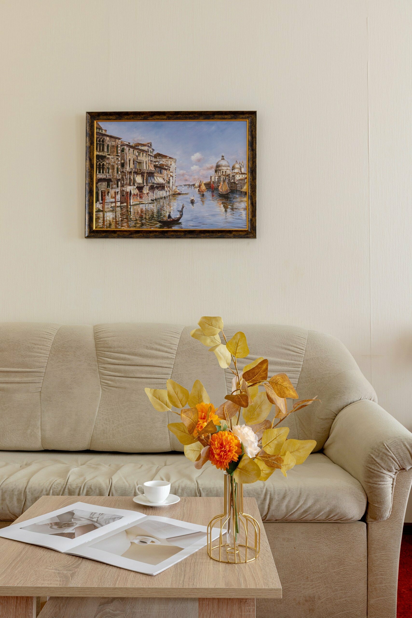 СЕМЕЙНЫЙ КОМФОРТ с кроватью Queen size, диваном, гидромассажной ванной и угловым видом на Владимирский собор