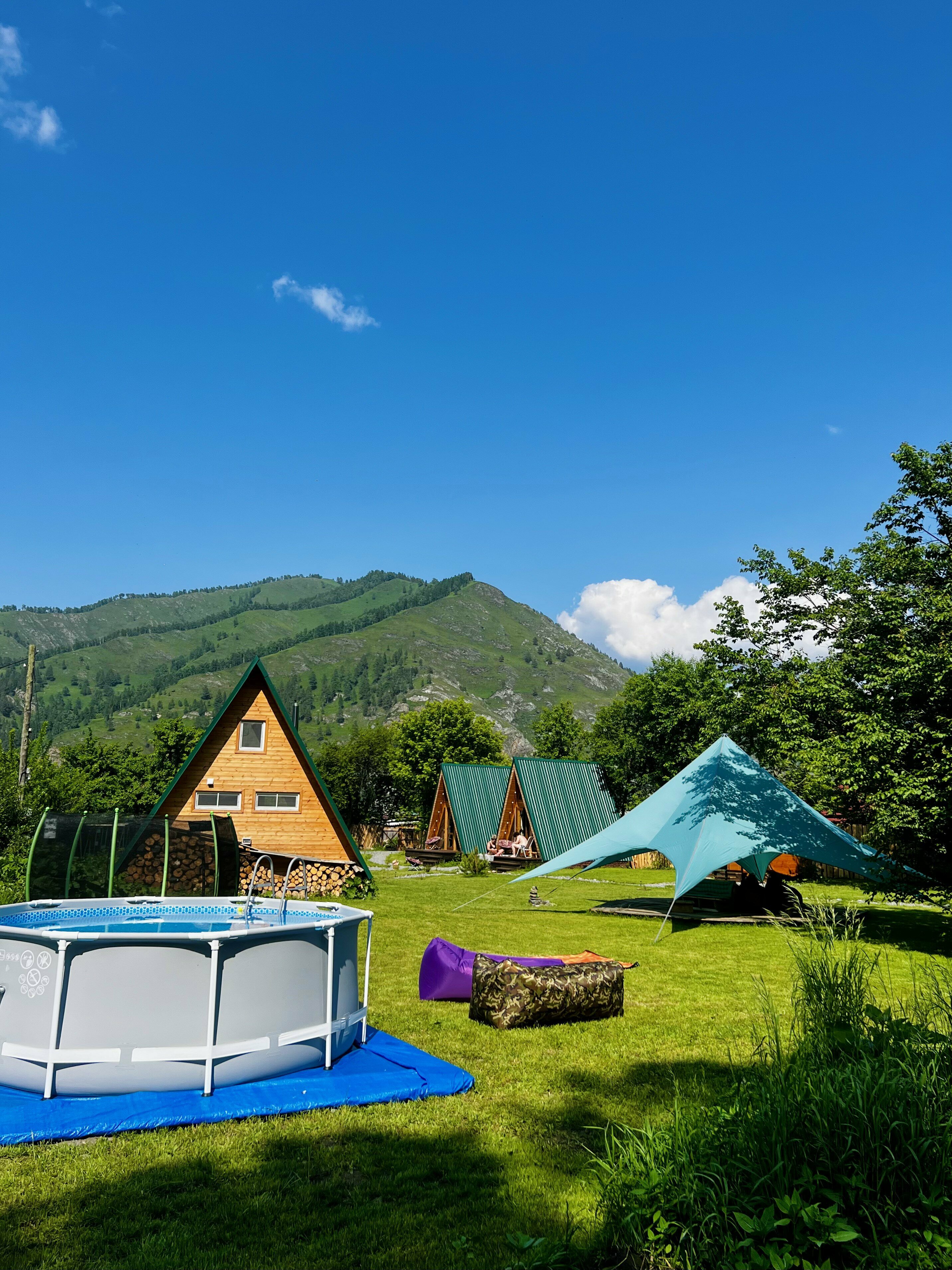 Коттедж с видом на горы