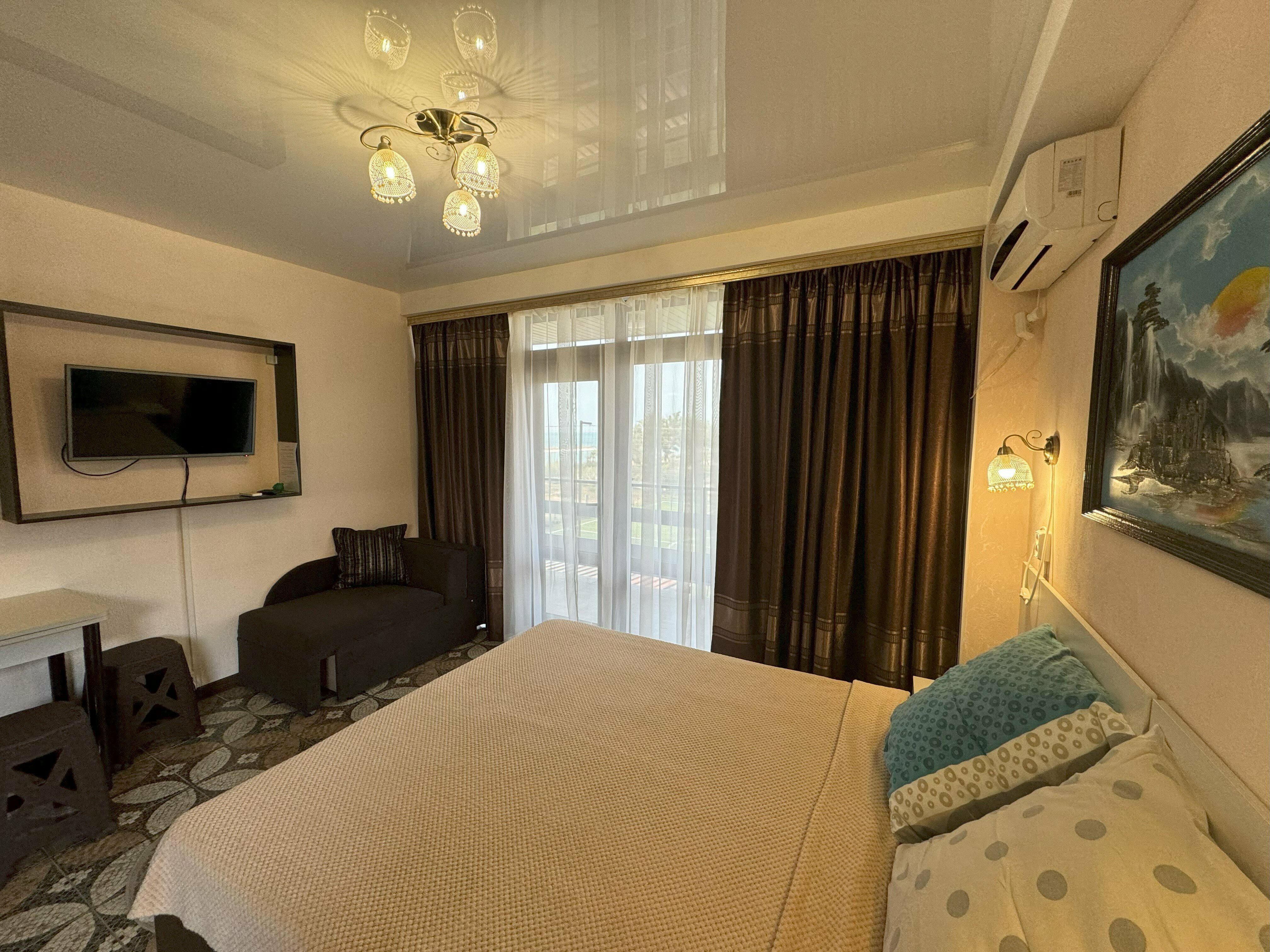 №5 Полулюкс до 2-х человек + 1 доп. место