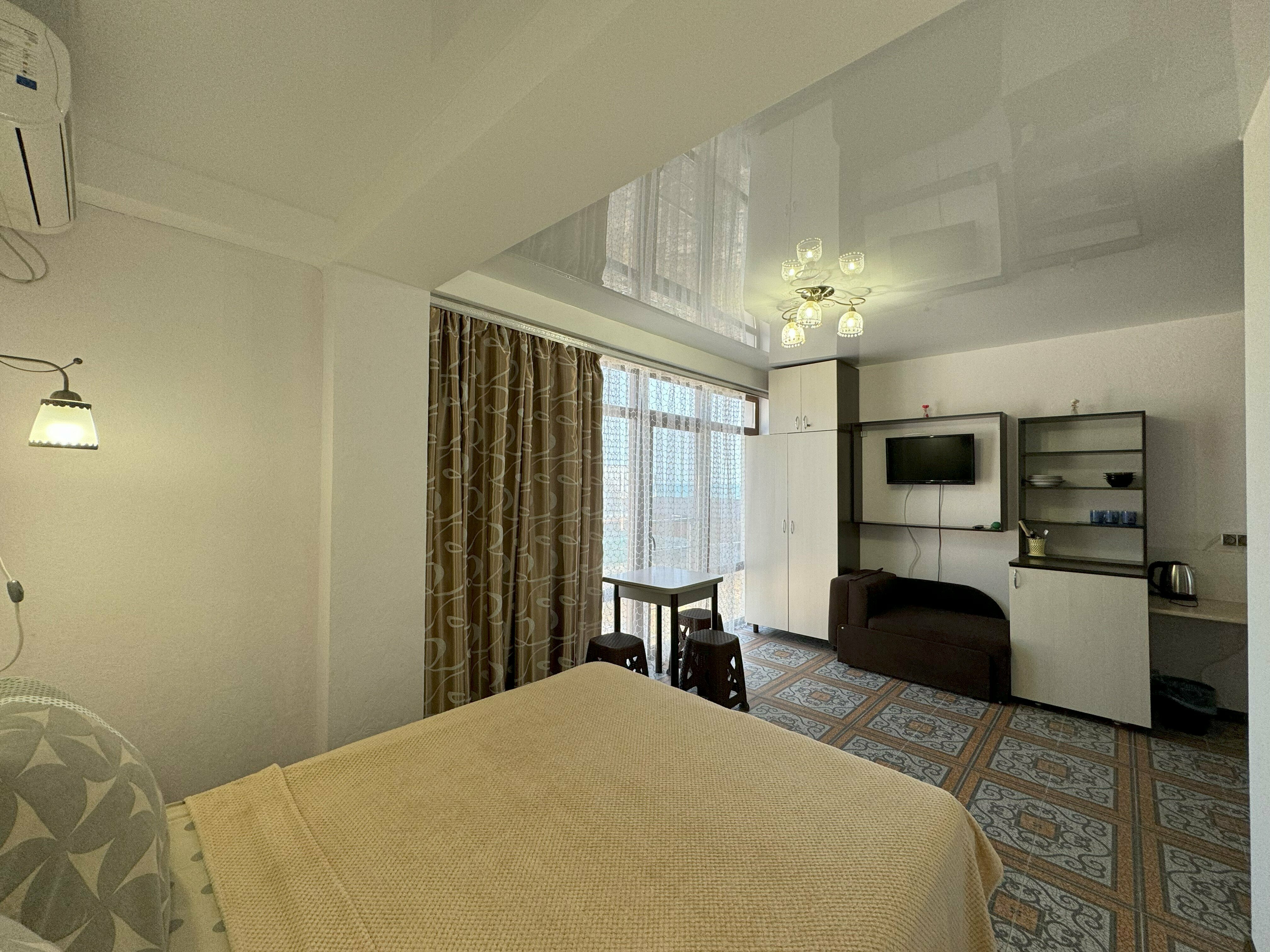 №7 Полулюкс до 2-х человек + 1 доп место