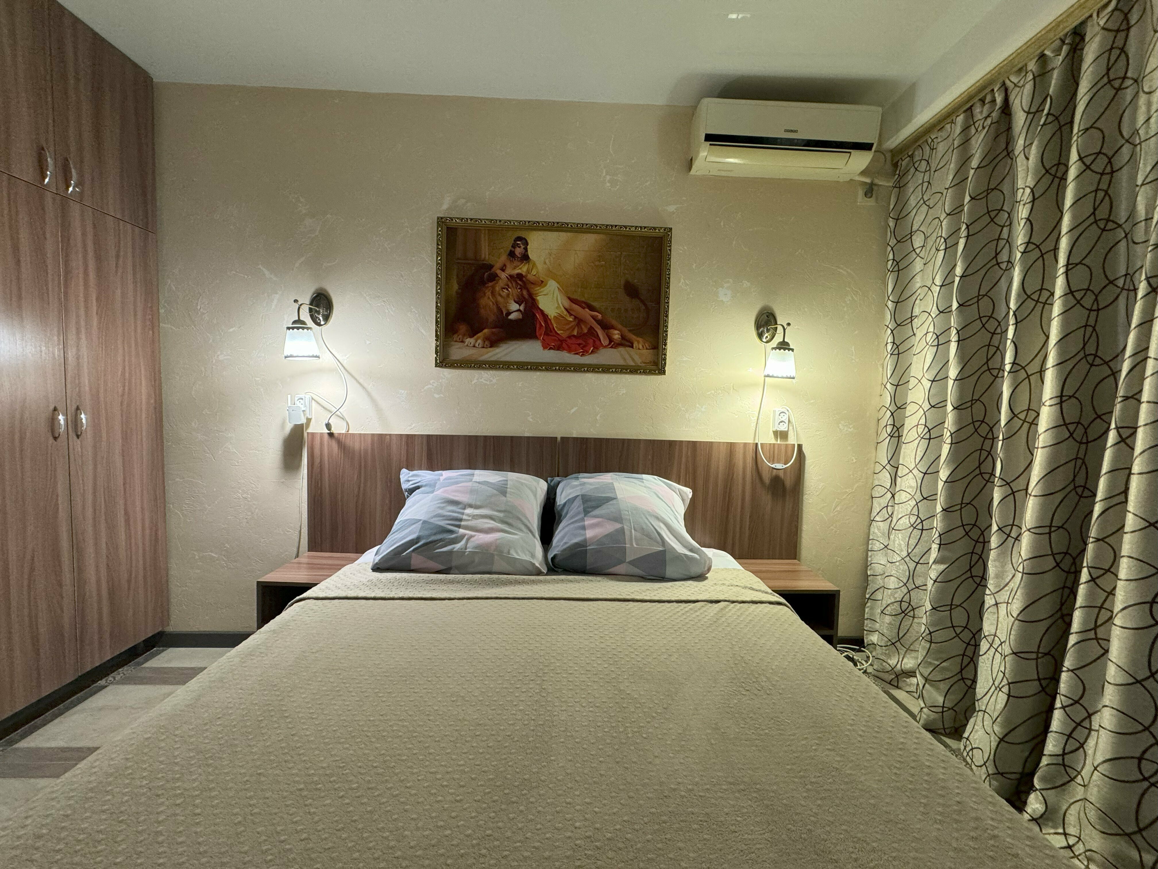 №4 Полулюкс до 3-х человек + 1 доп место