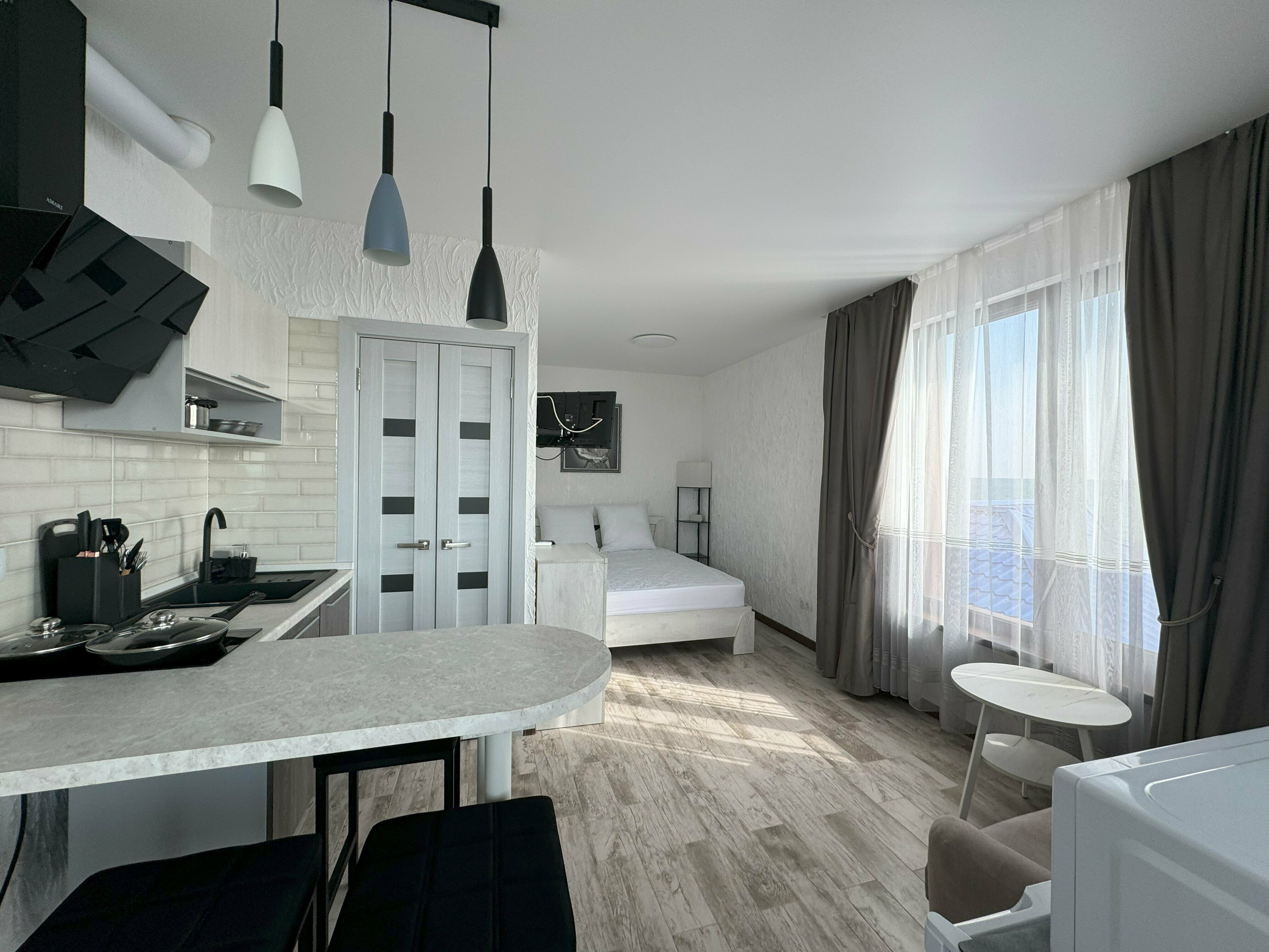 №16 Улучшенная студия до трёх человек с видом на море