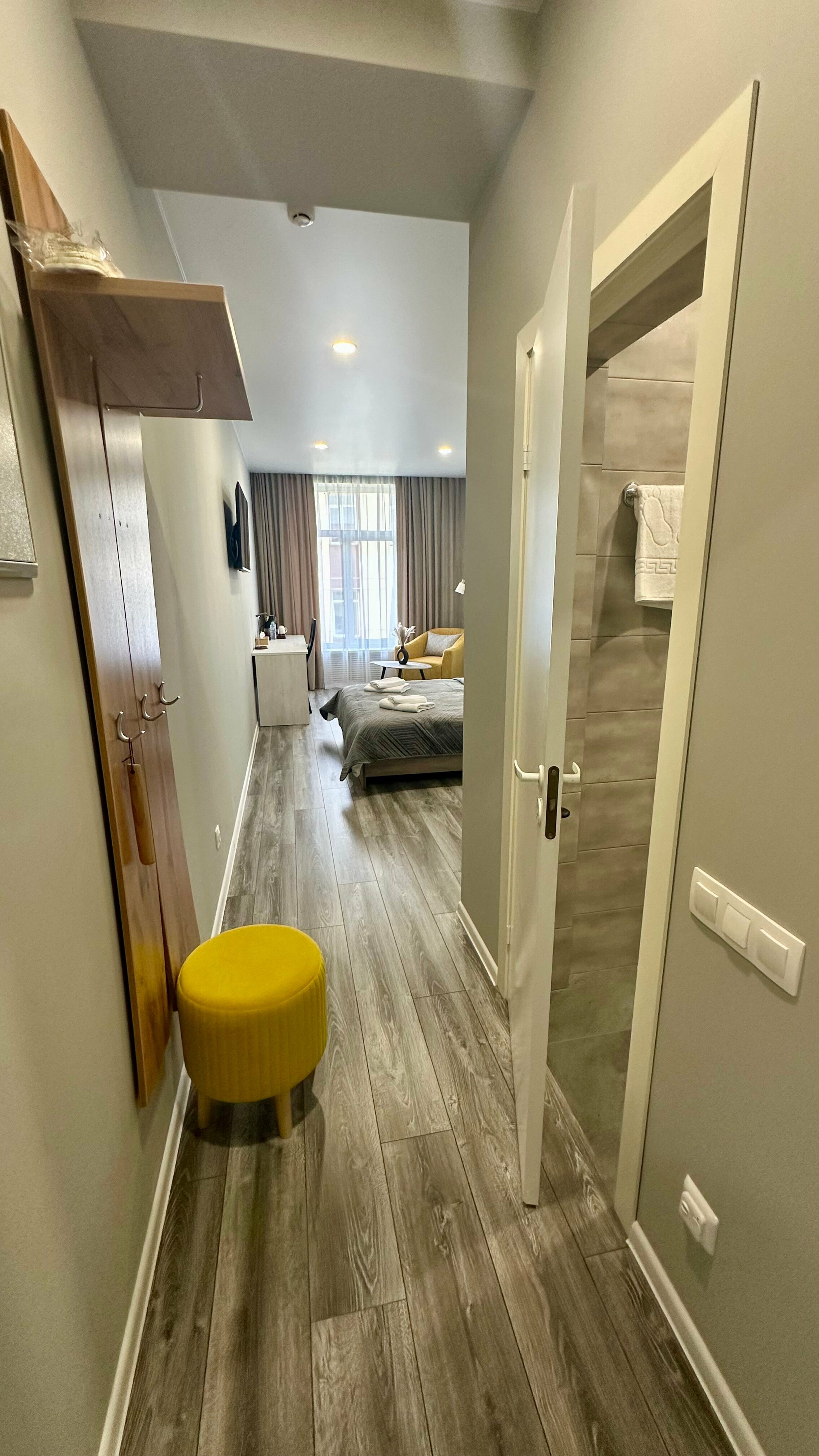 Номер  3 Двухместный номер Стандарт с одной кроватью и собственной ванной комнатой