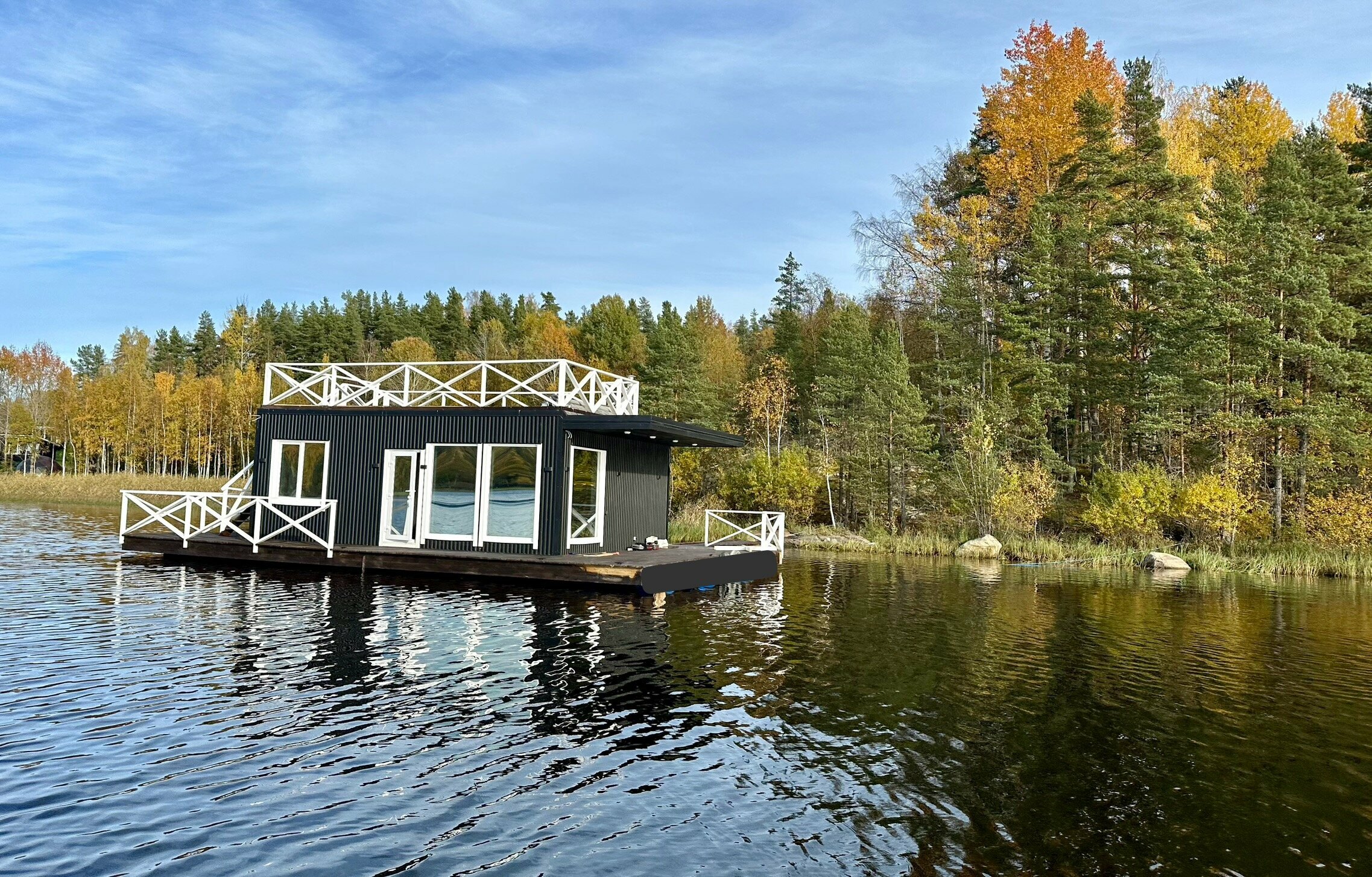 Дом с видом на озеро