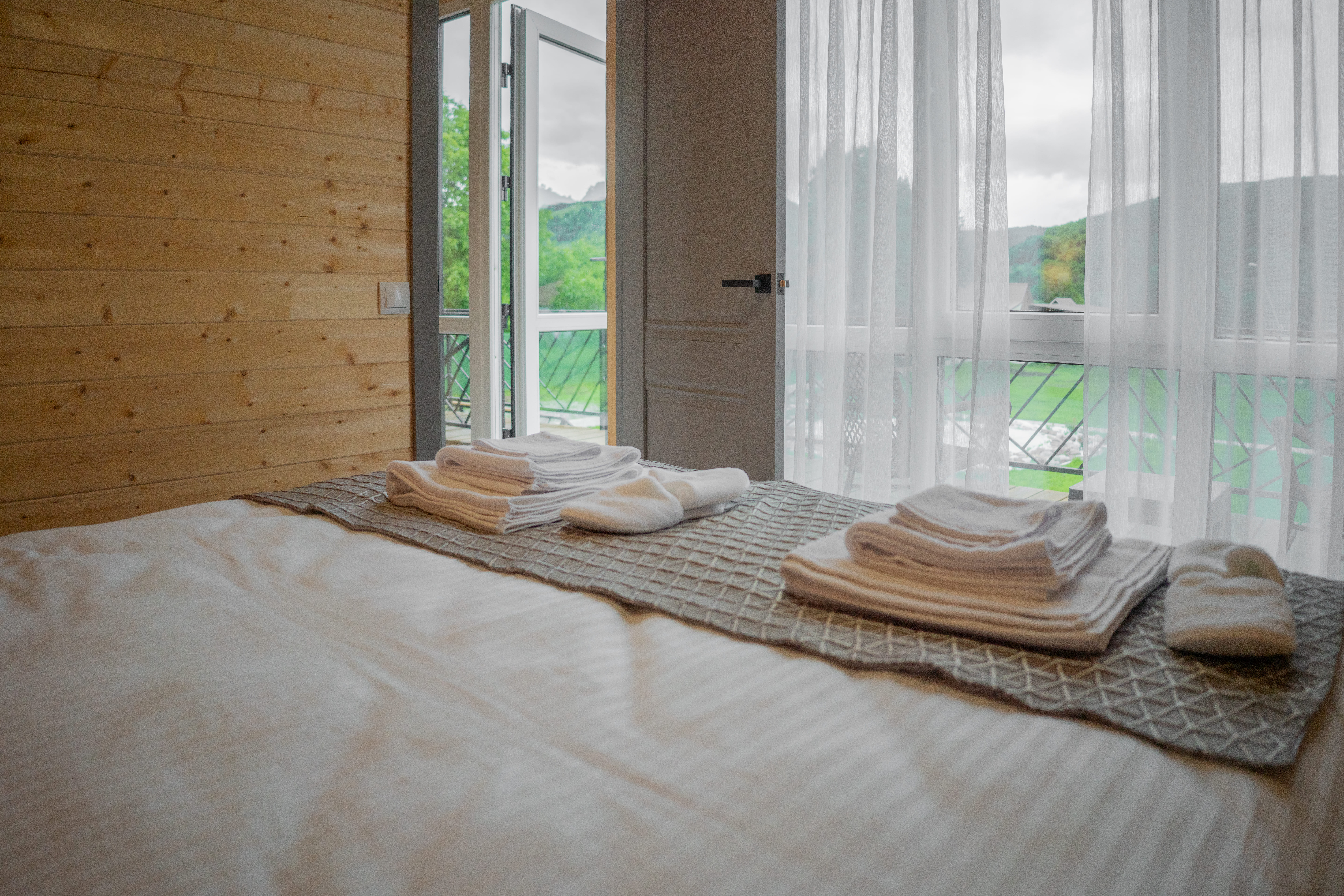 Четырехместный номер с балконом