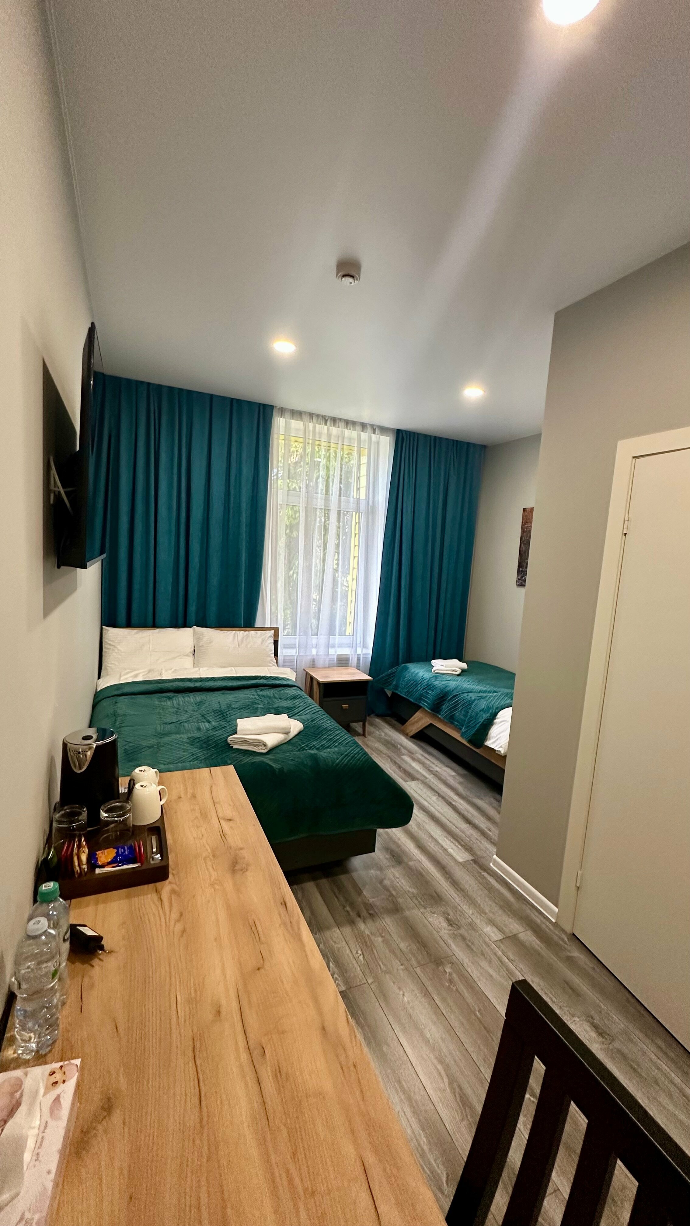 Двухместный номер с 2 отдельными кроватями и душем