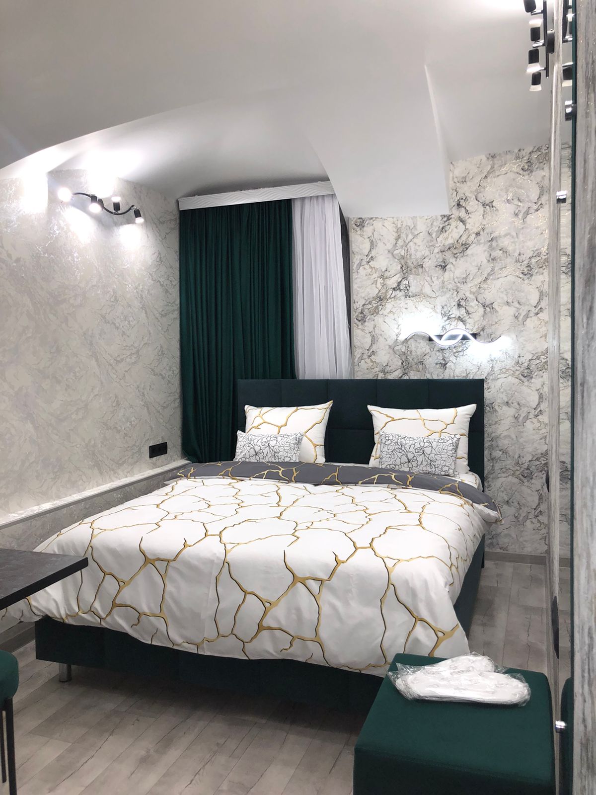 Номер комфорт со своим санузлом, душем и телевизором СМАРТ ТВ