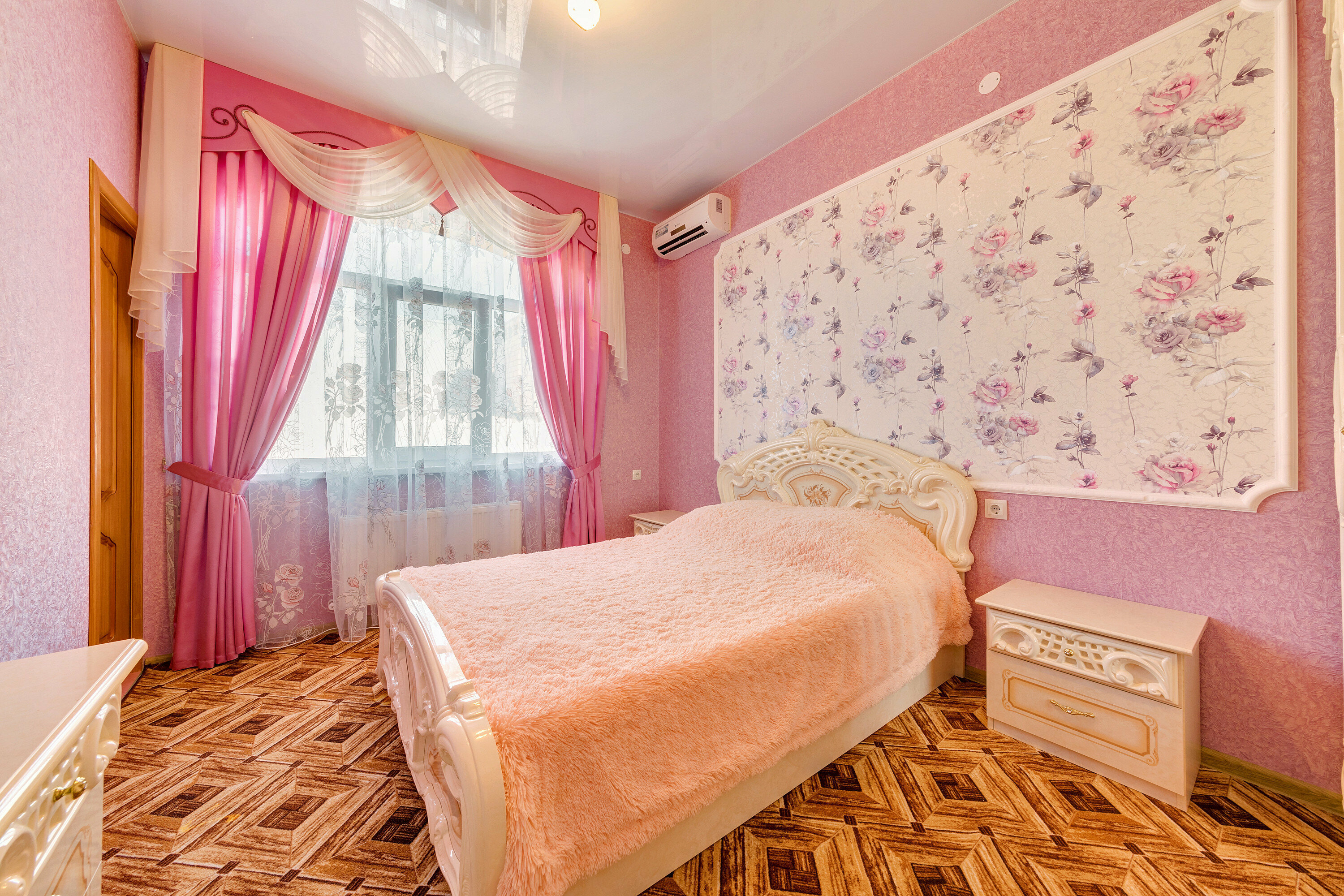 Улучшенный двухместный номер с 1 кроватью