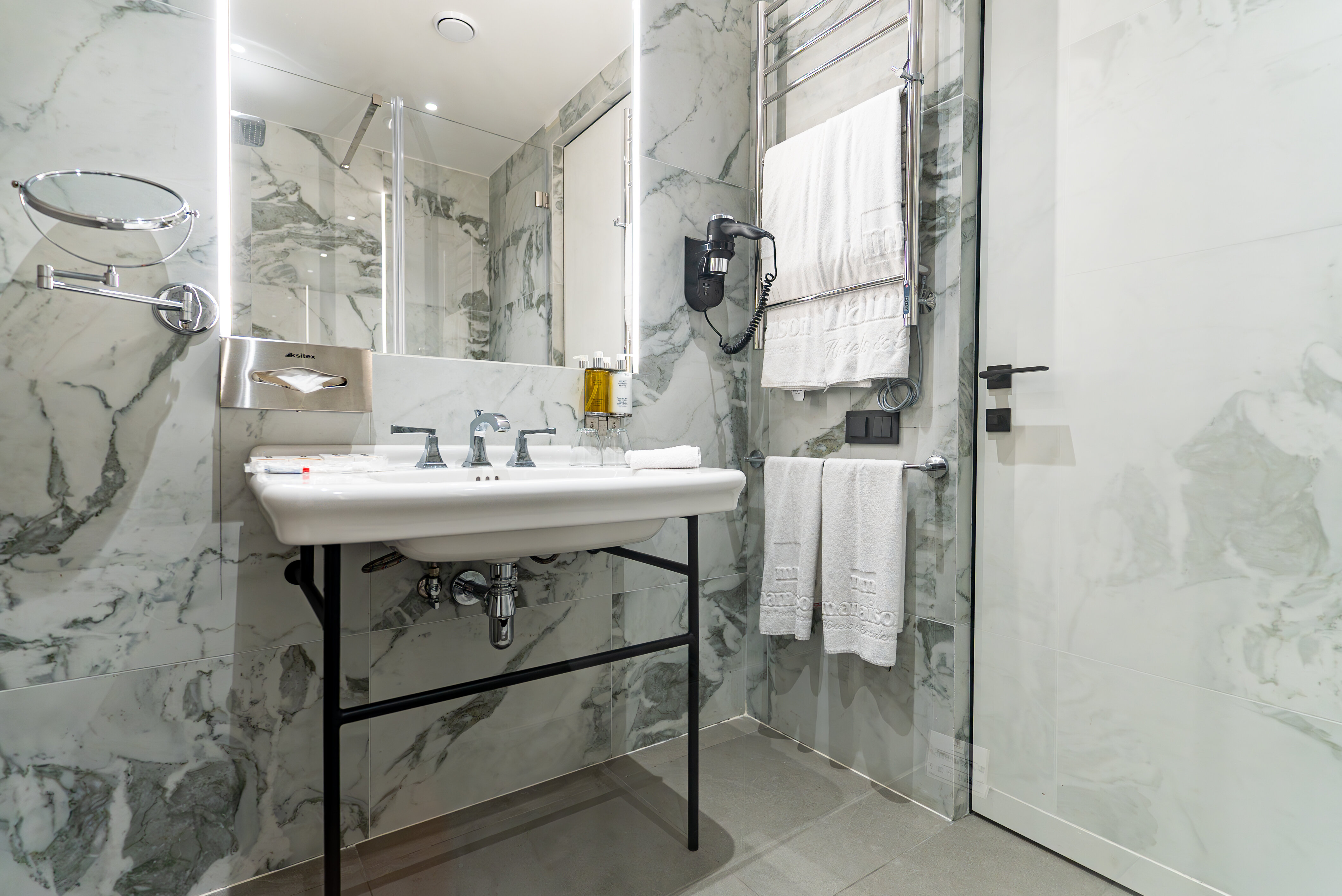 Junior Suite Deluxe (Полулюкс Делюкс)