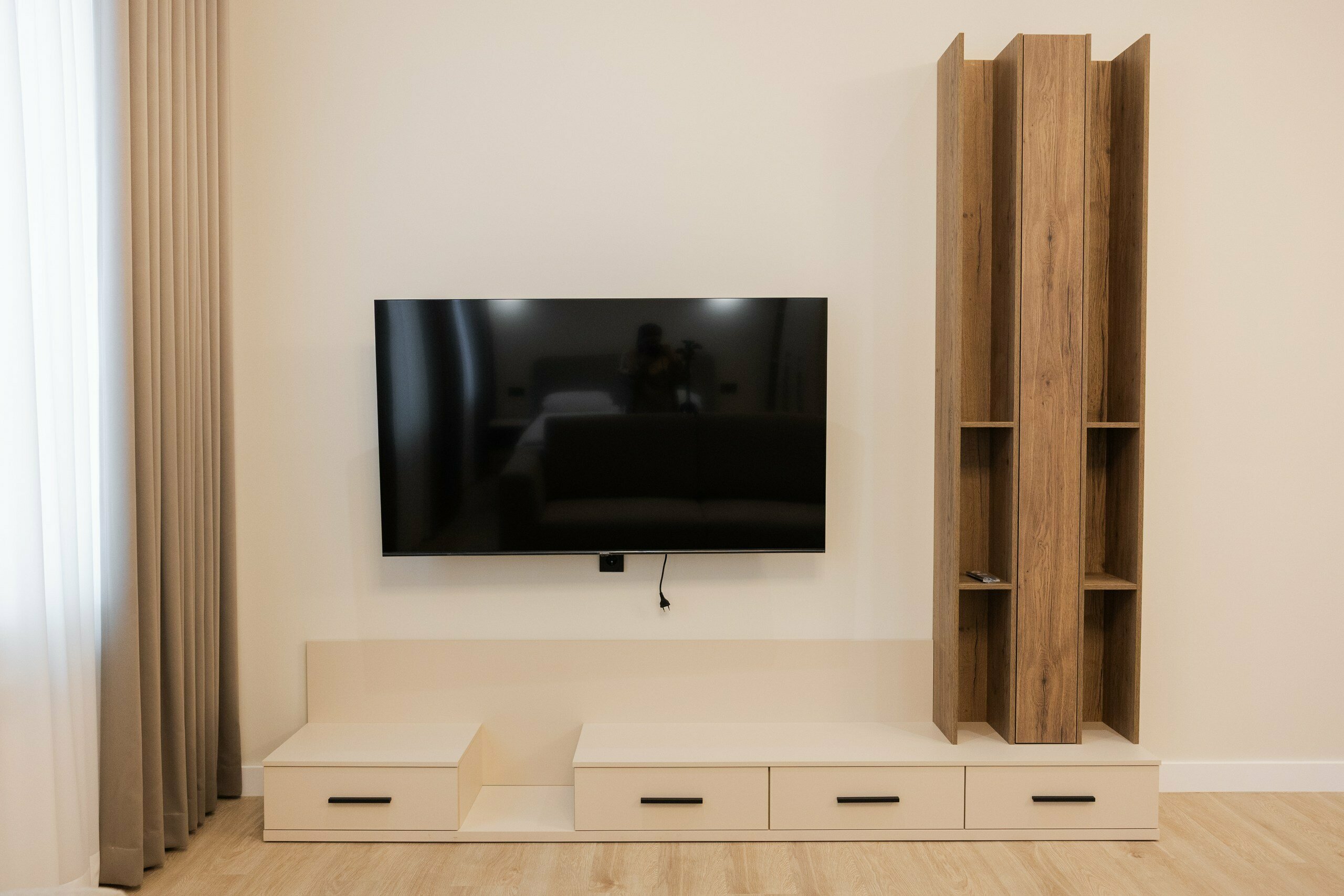 Джуниор Сюит