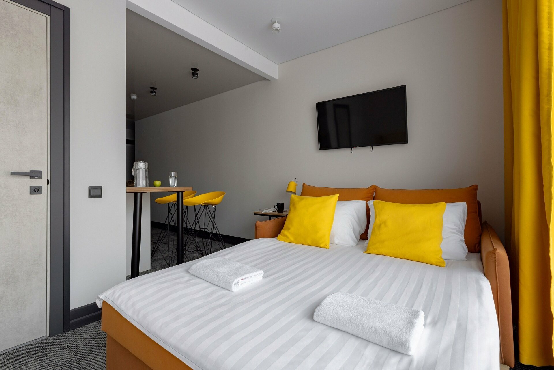 izzziUP Junior Suite