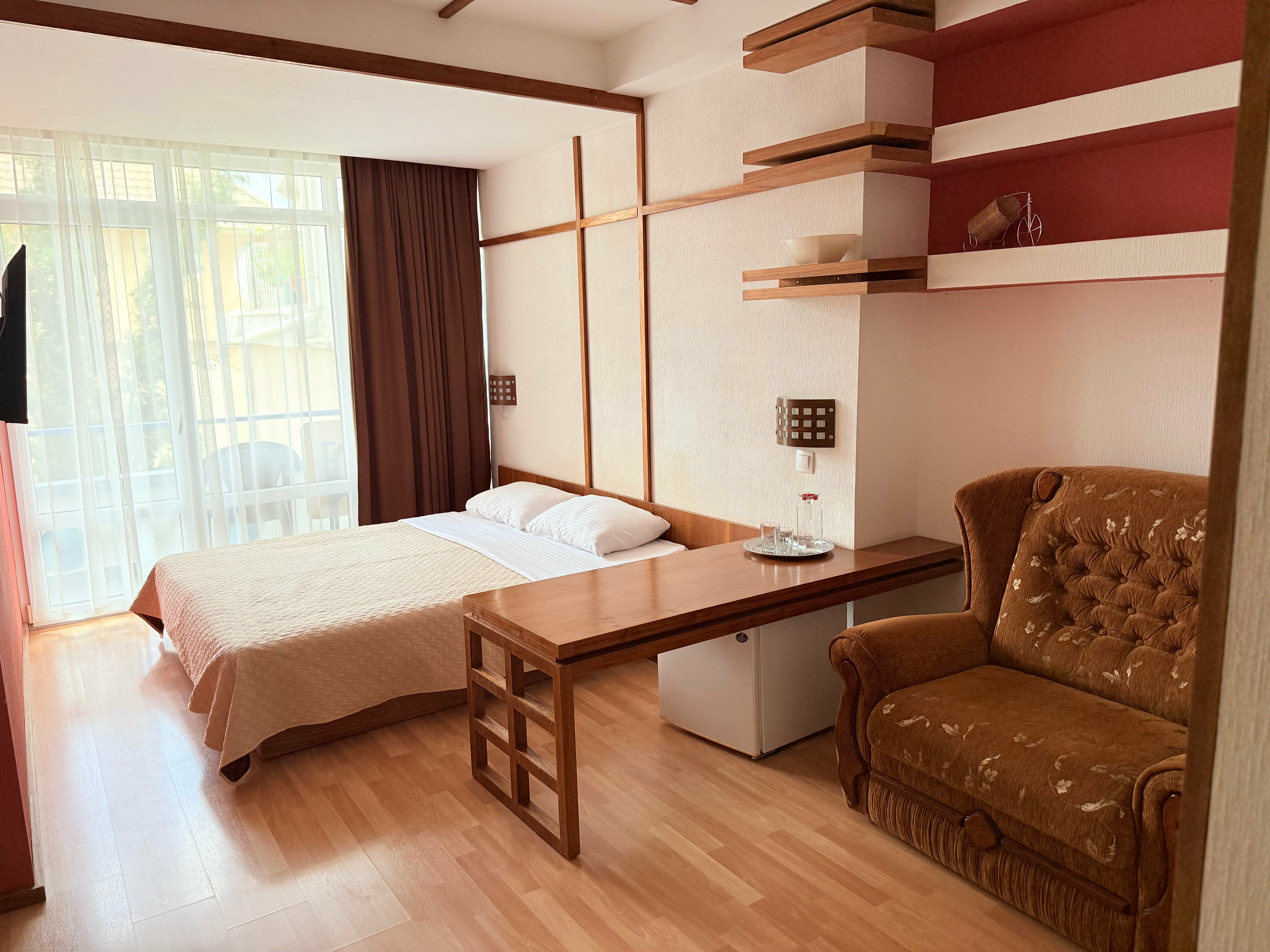 Полулюкс без вида на море