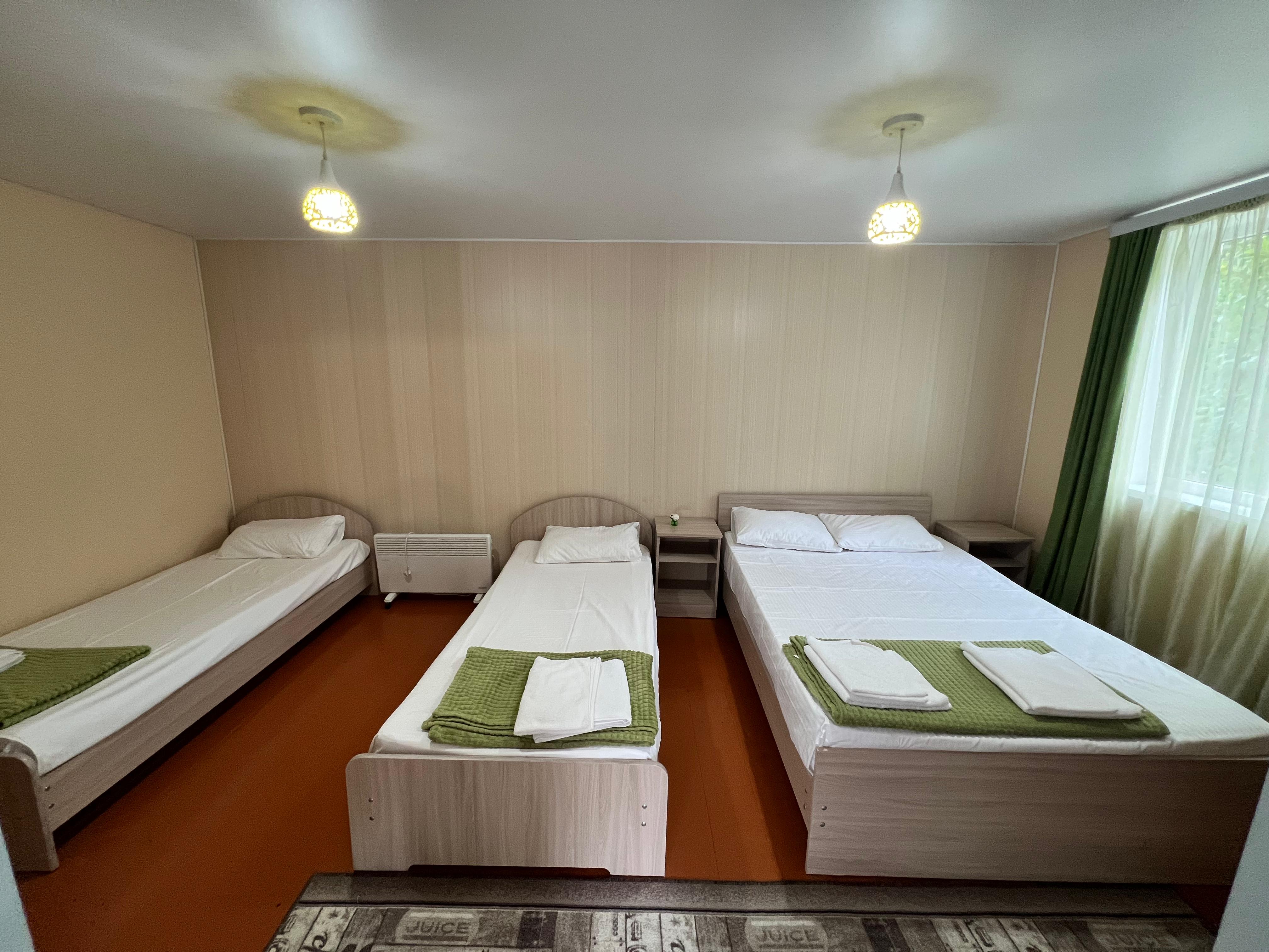 Четырехместный апарт на первом этаже