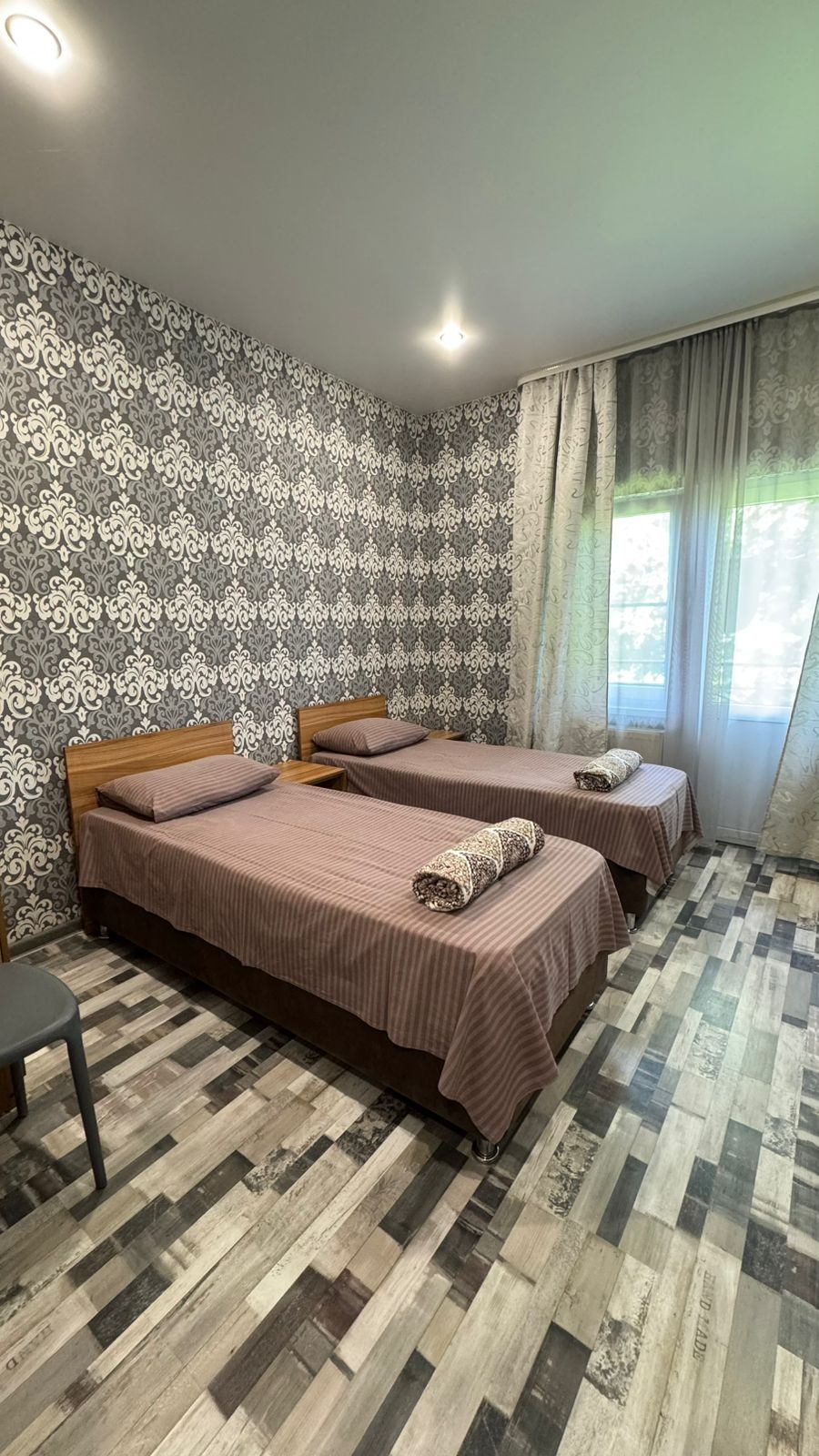 Четырехместный номер с балконом