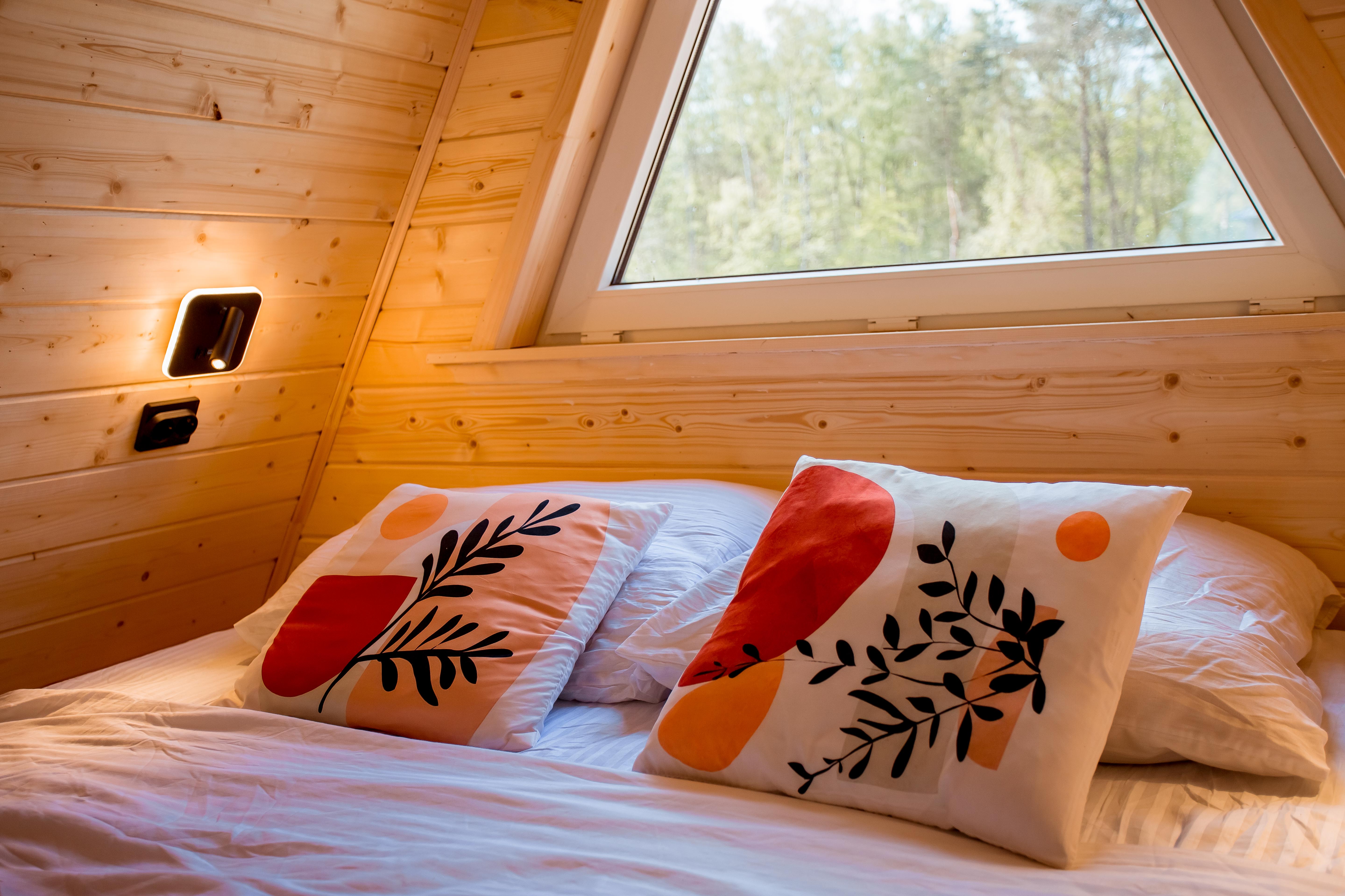 Дом с видом на лес и залив