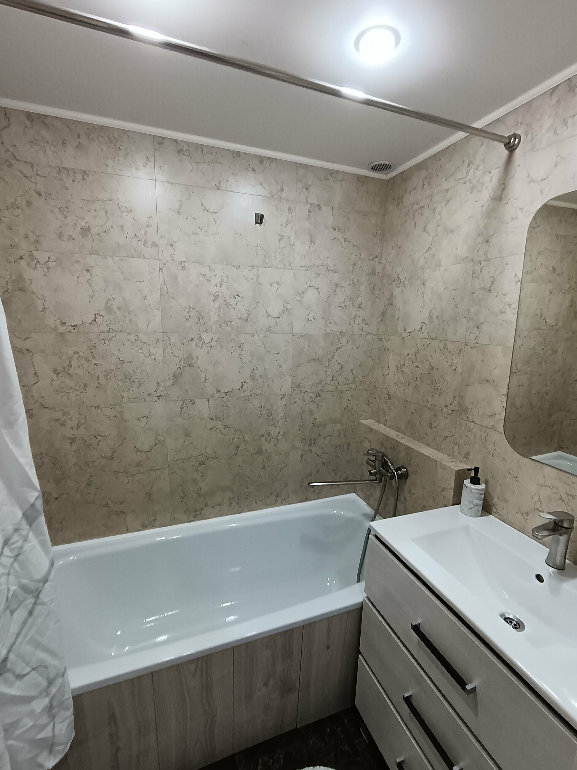 Апартаменты с балконом