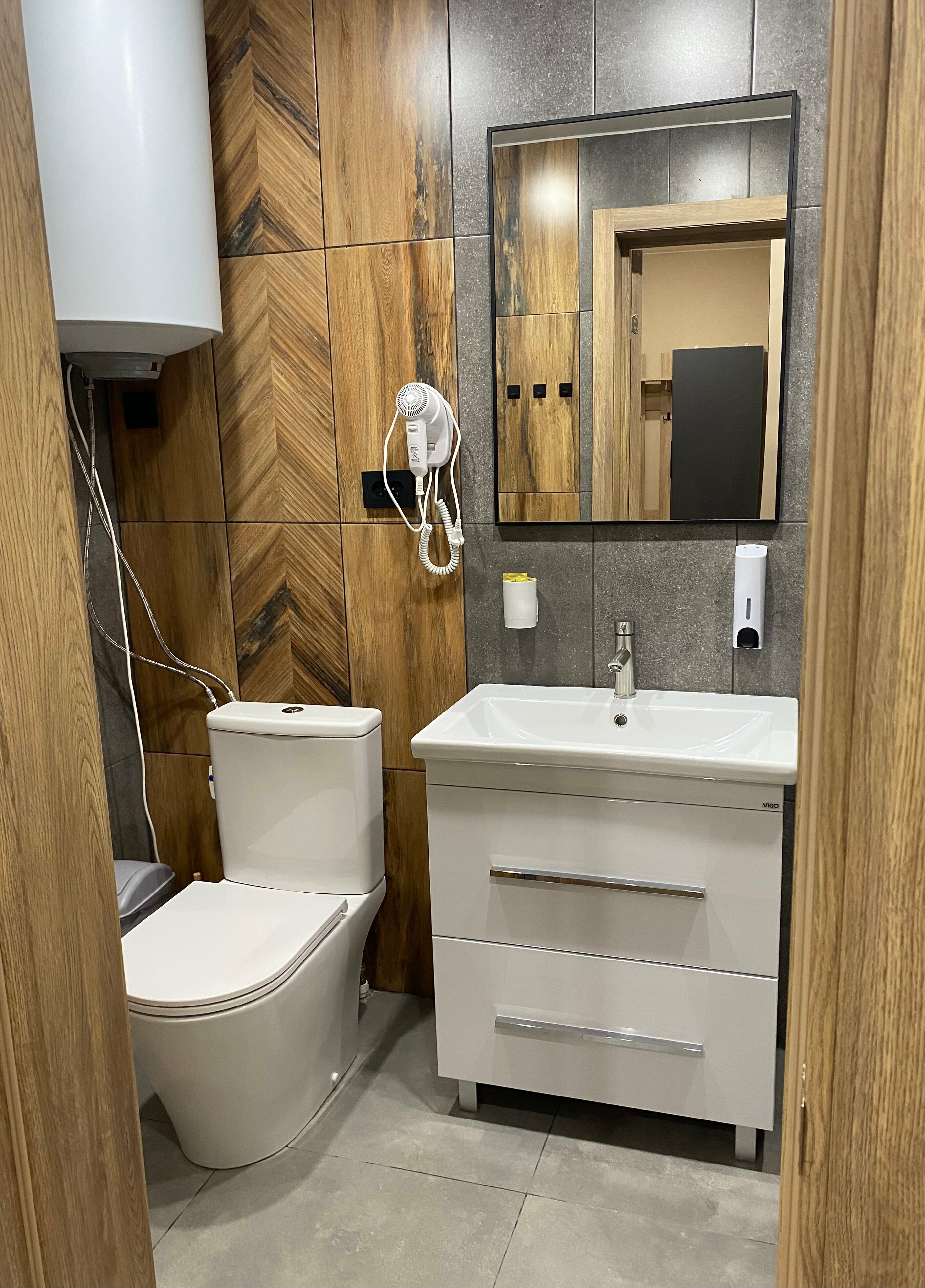 Улучшенный трехместный номер