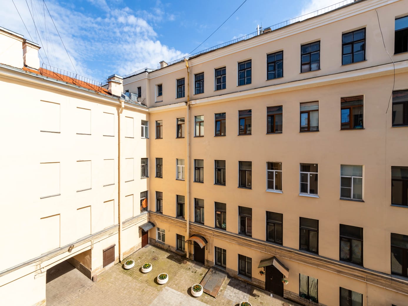 Одноместный номер с общим душем и туалетом