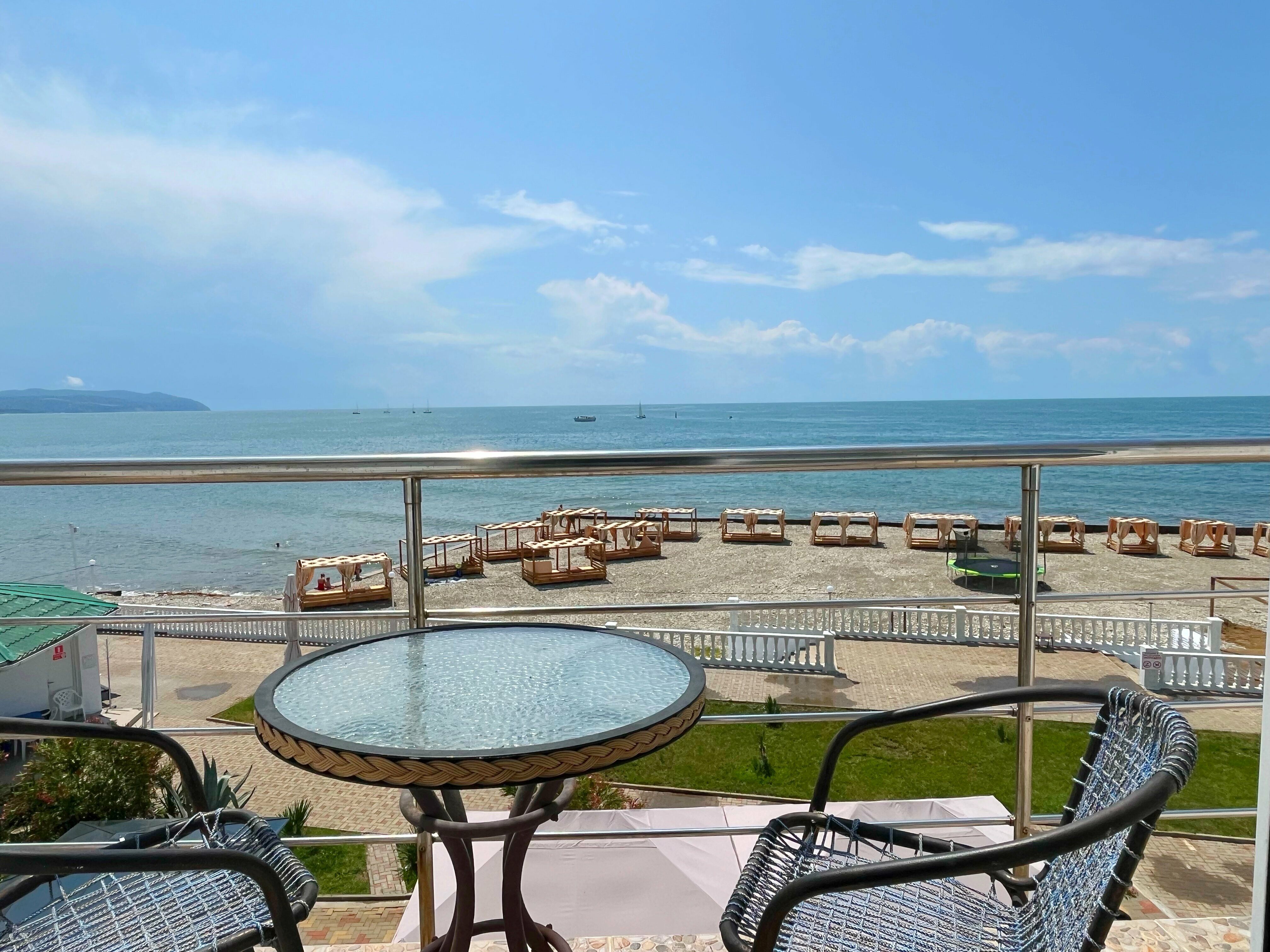 Стандарт с личным балконом и видом на море