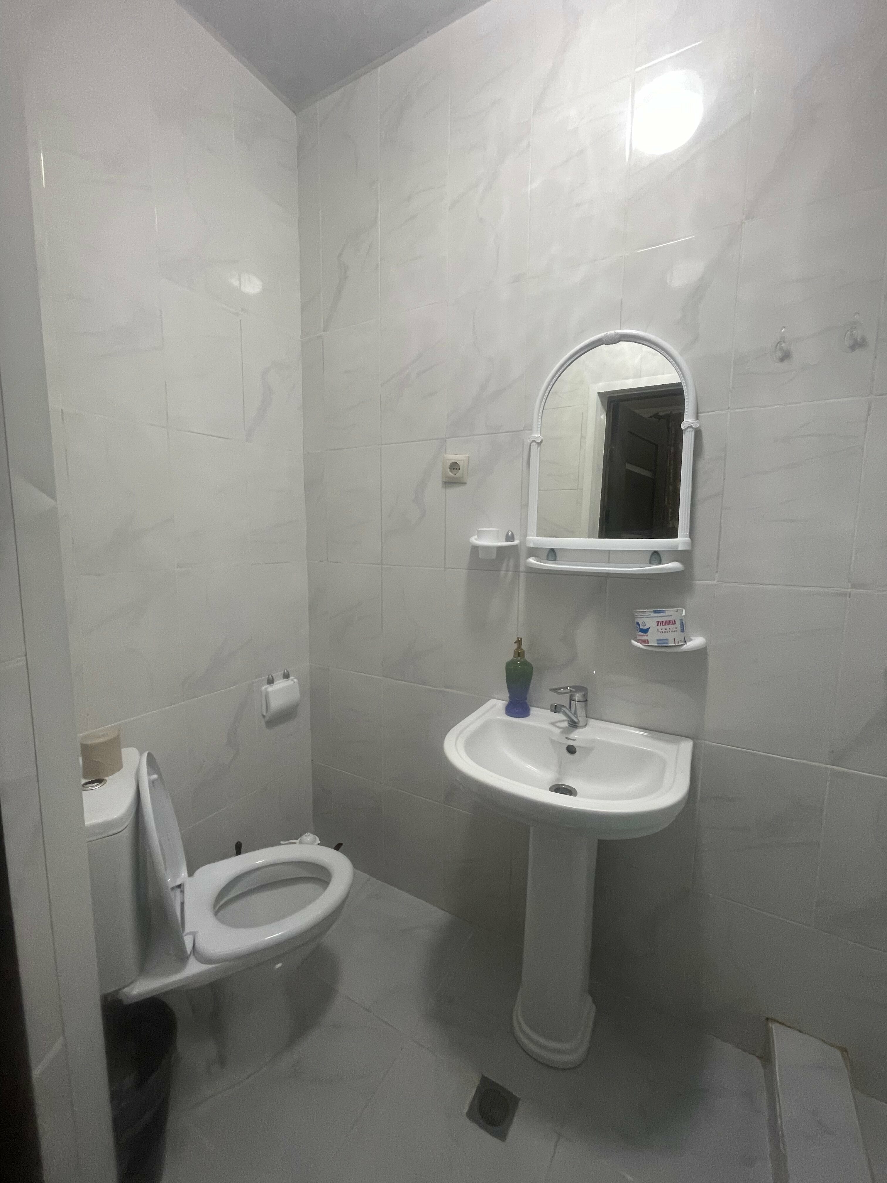 Трехместный номер с душем