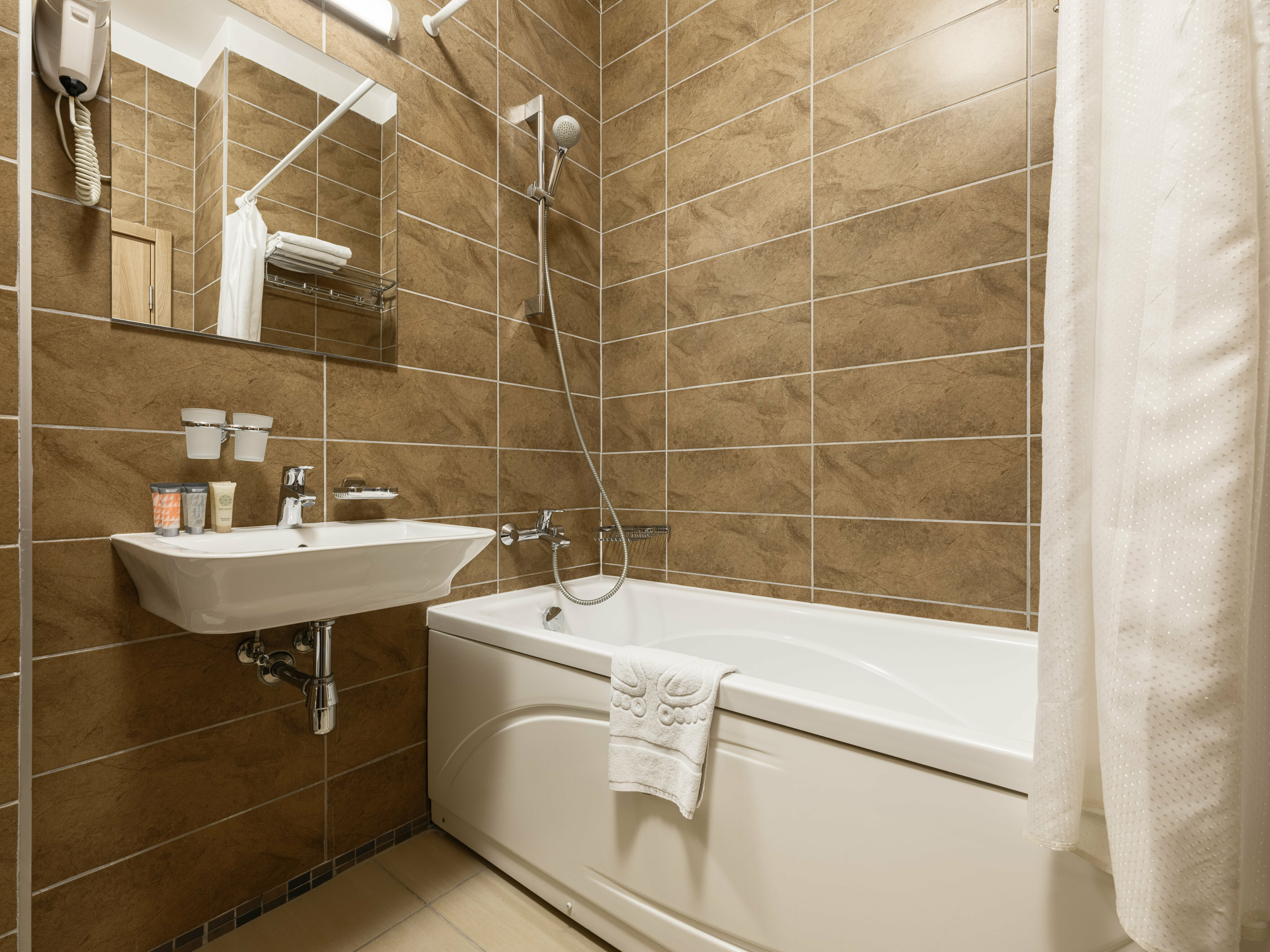 Студия с кухней