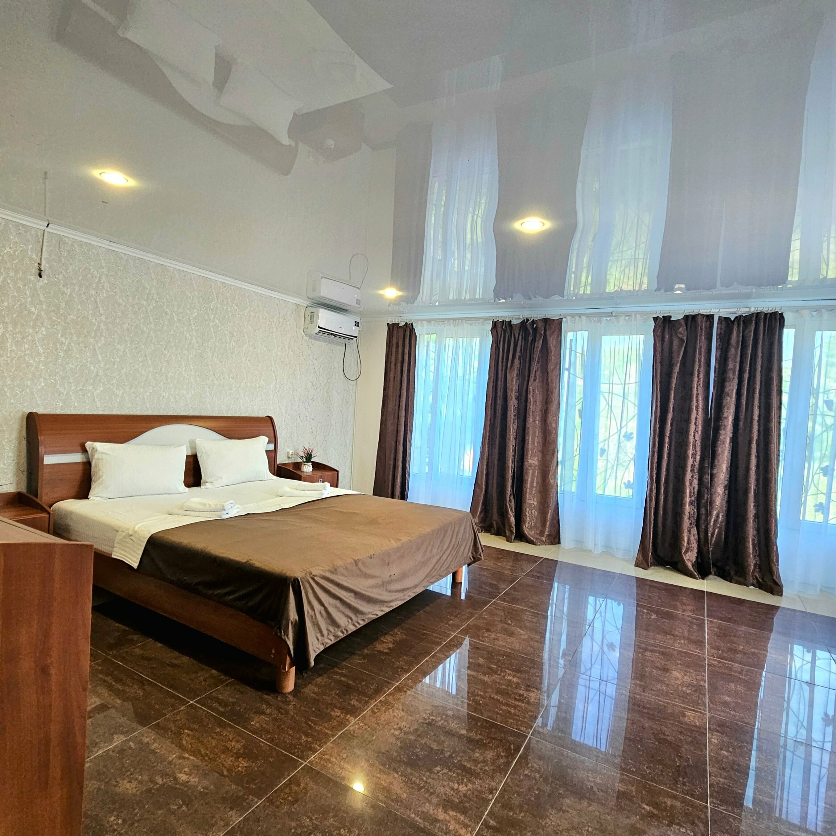 Апартаменты с видом на бассейн