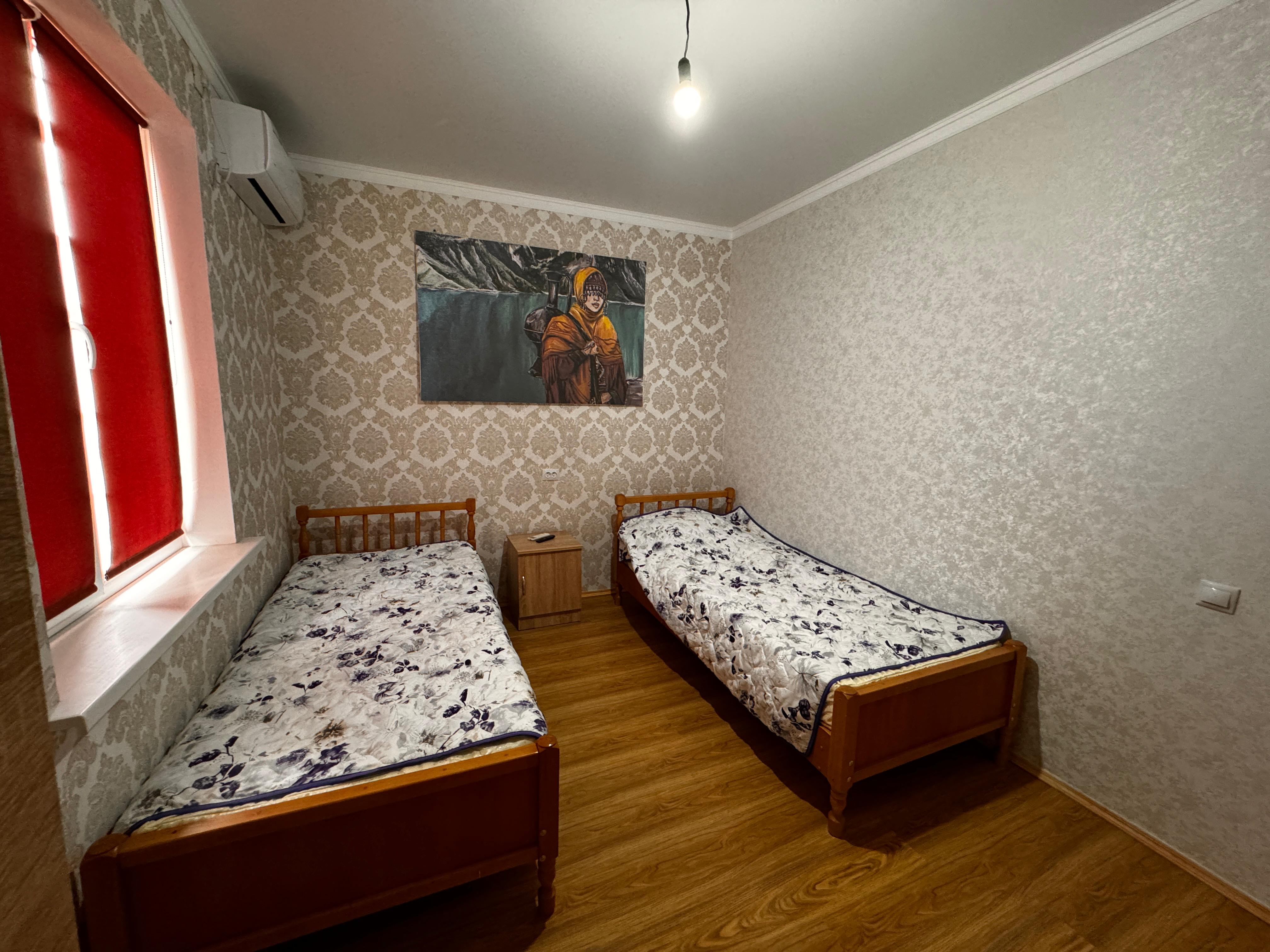 Двухместный номер эконом-класса с 2 отдельными кроватями