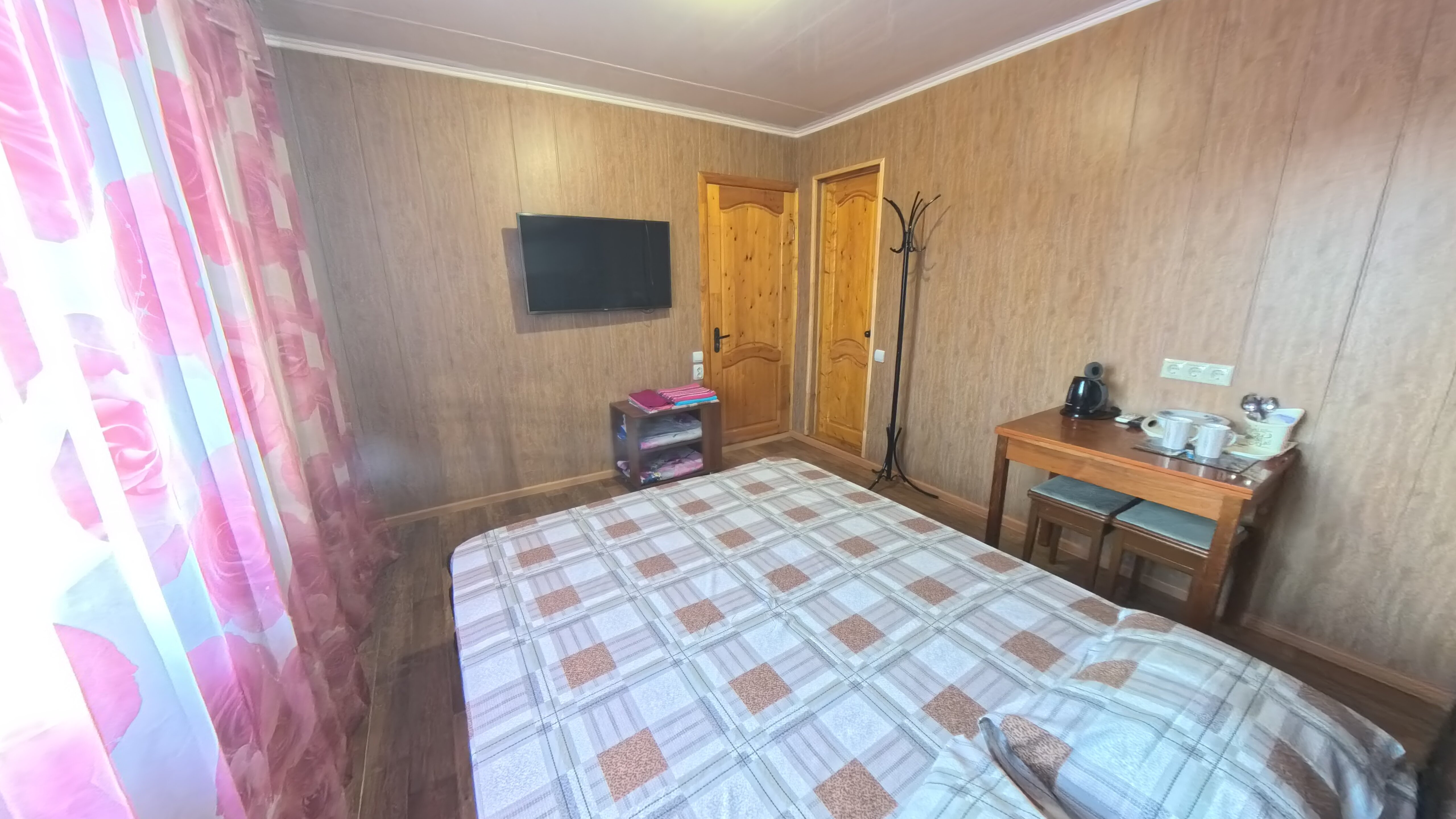 Двухместный номер с 1 кроватью и собственной ванной комнатой