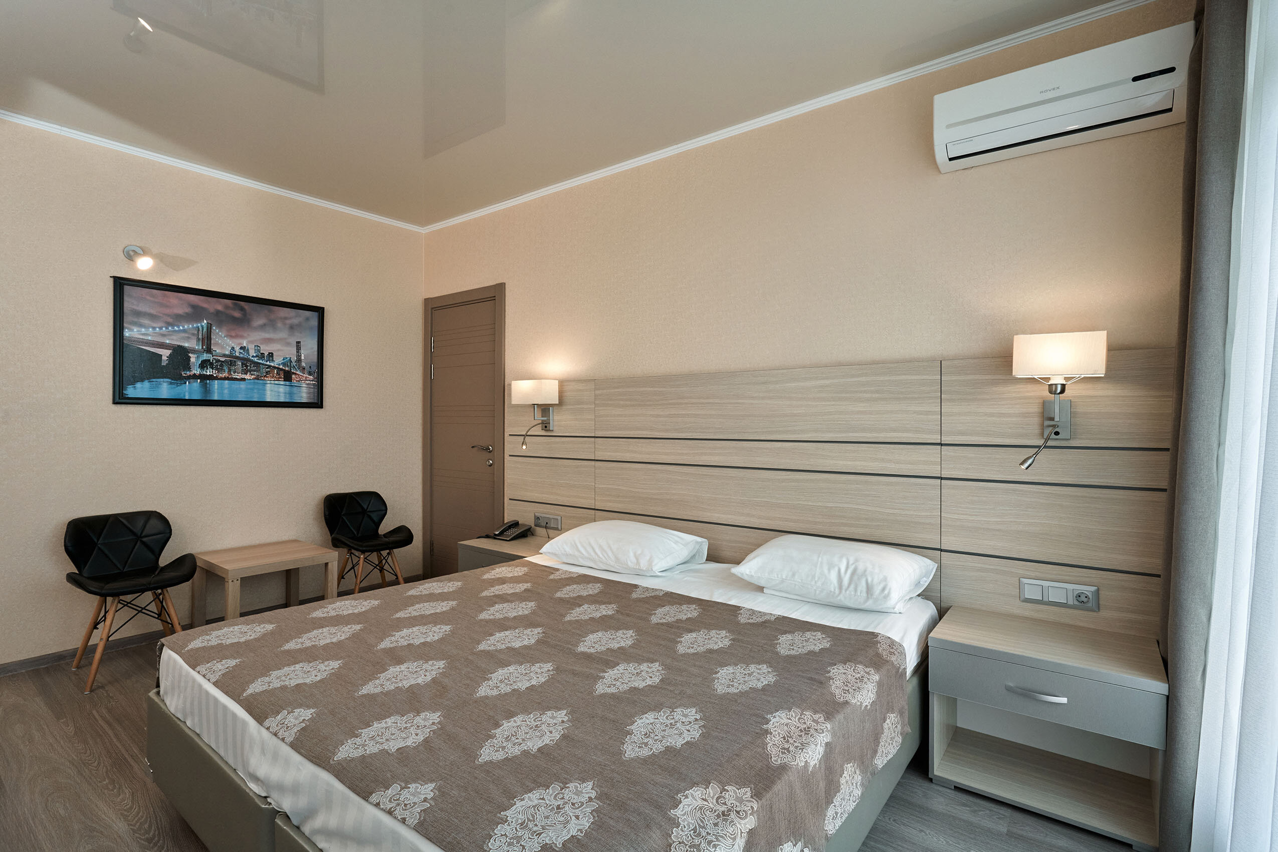 2х комантный 4х местный номер коннект с панорамным видом на окресности