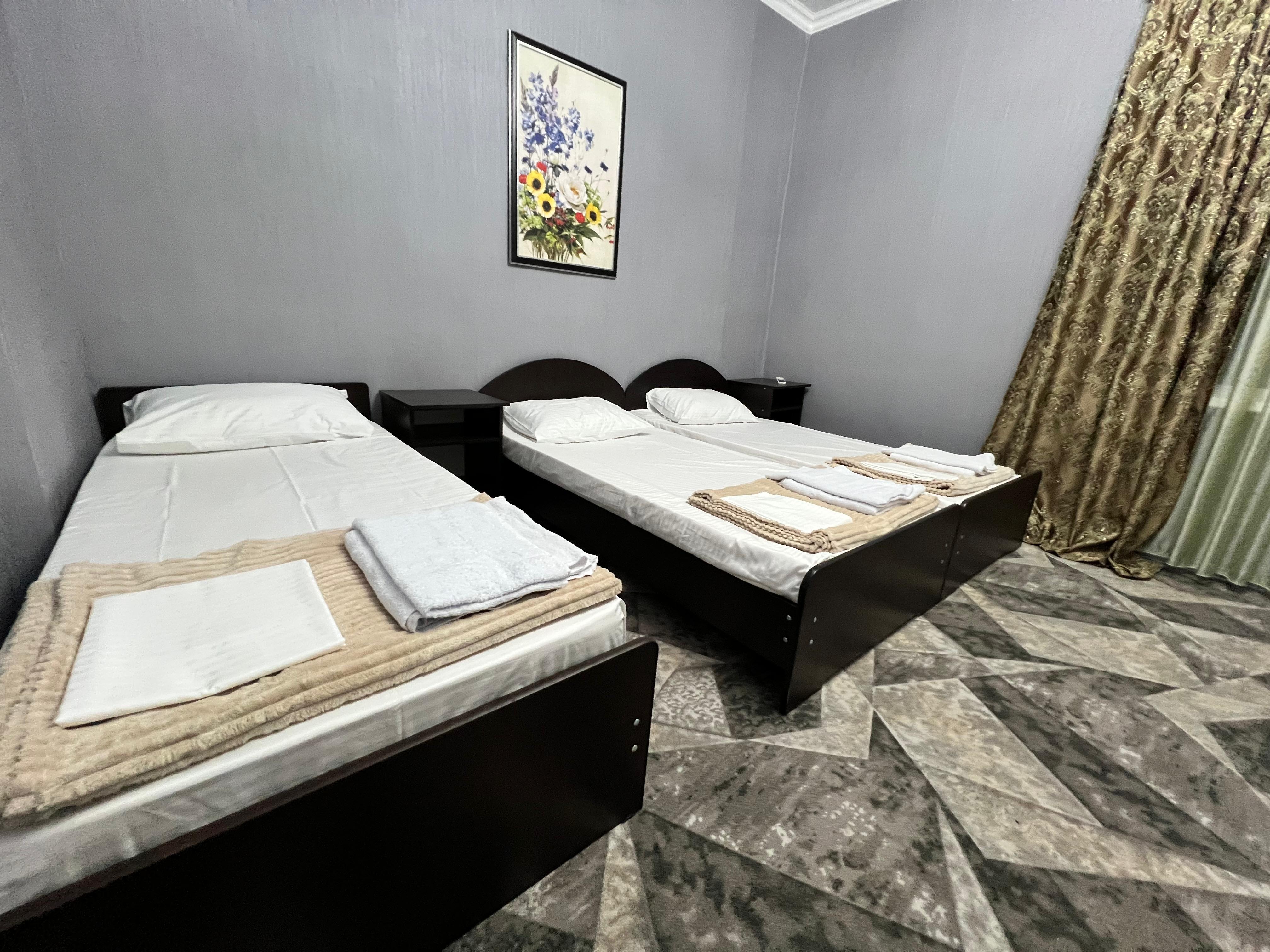 Шестиместный апарт на втором этаже