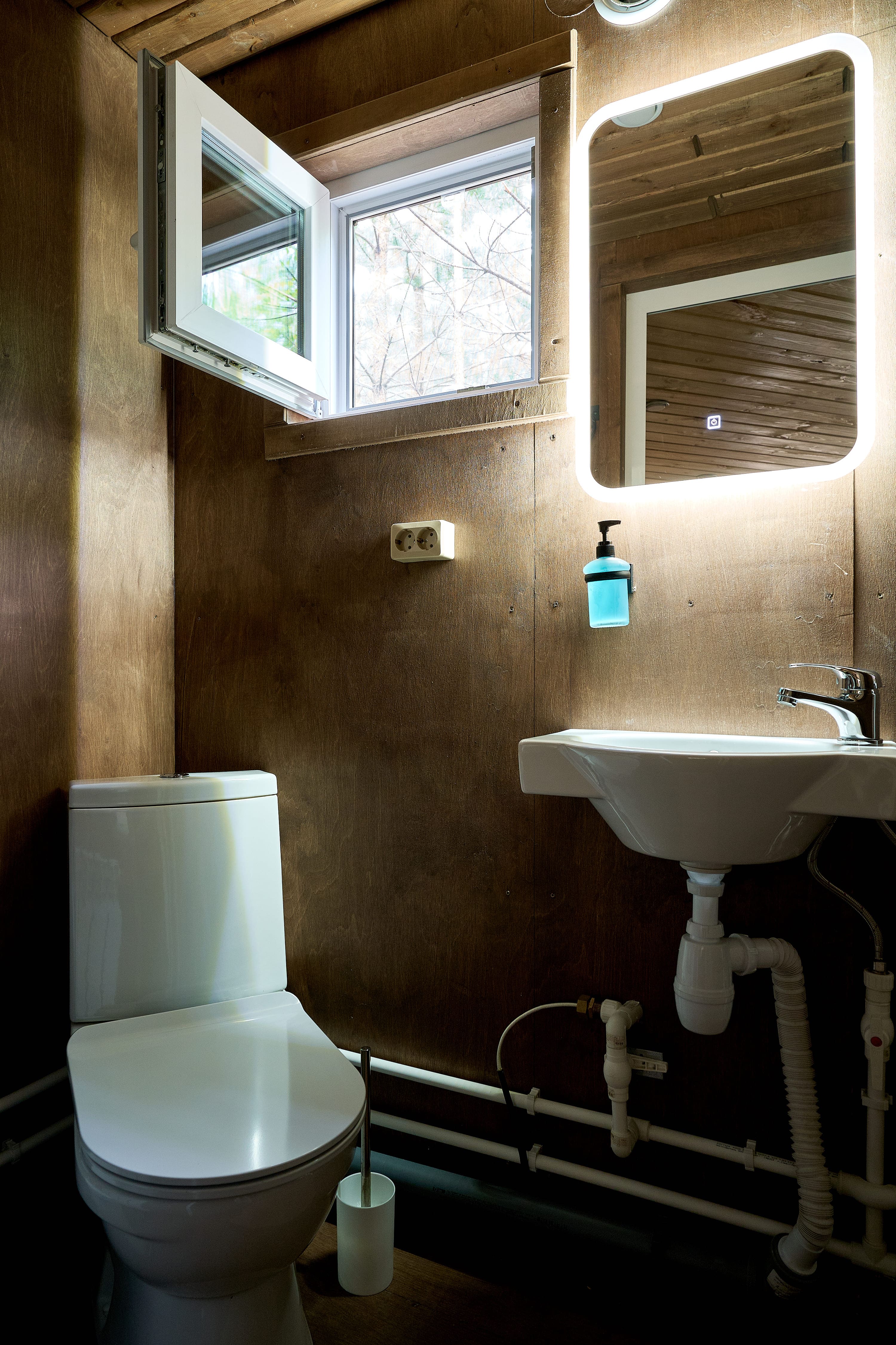 Двухместный номер Делюкс с 1 кроватью и душем