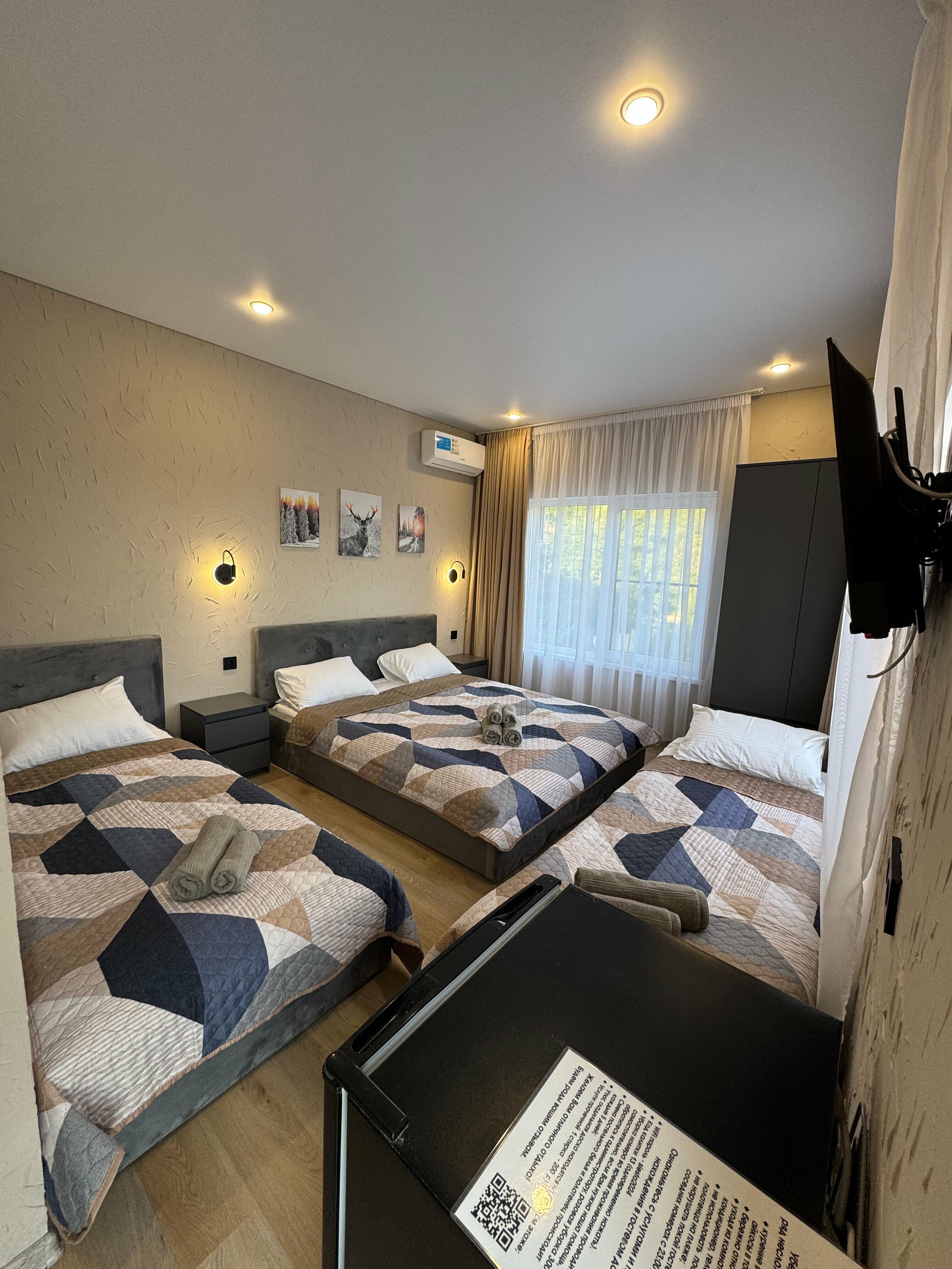 Четырехместный номер с балконом