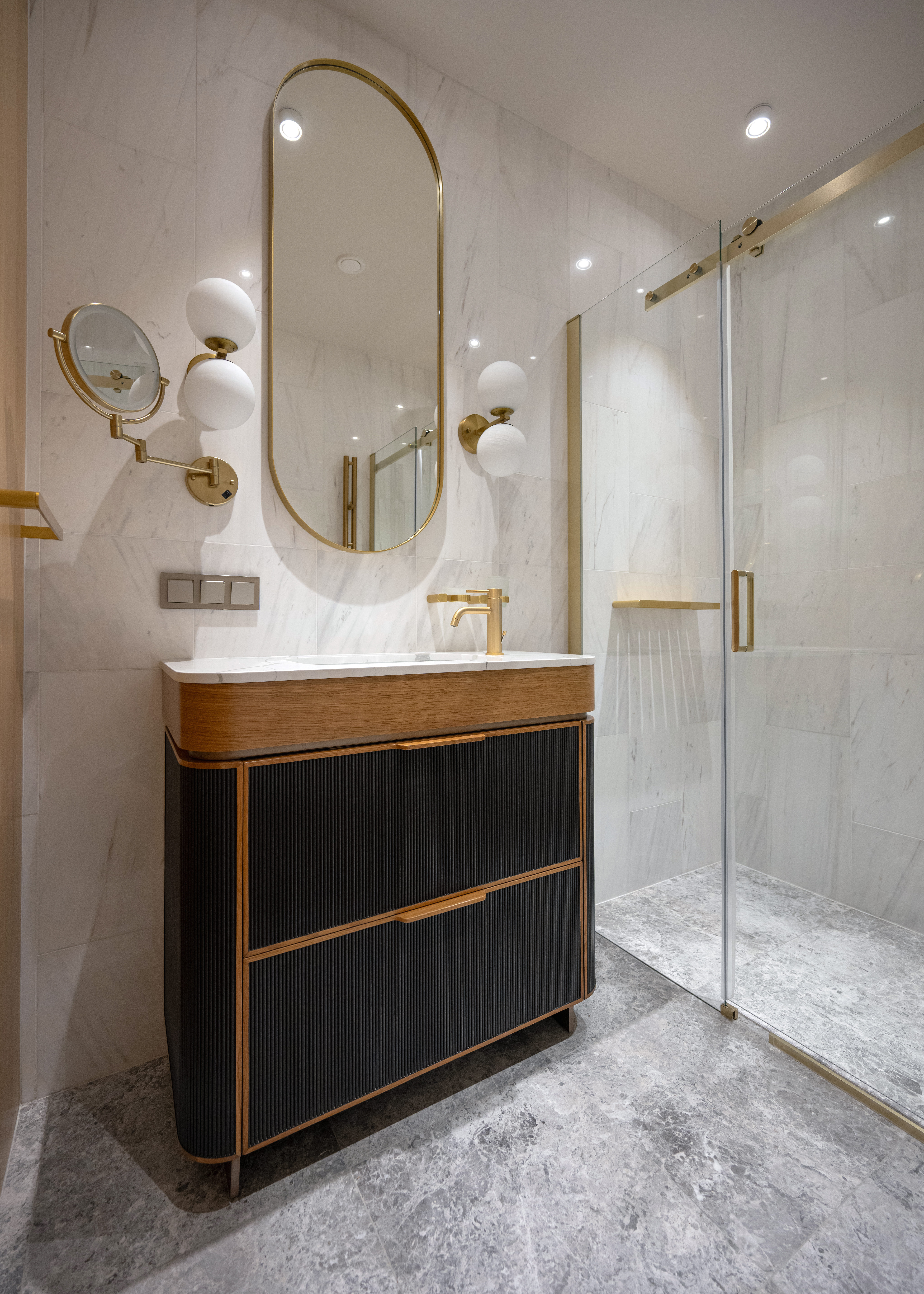 Четырехместный номер с видом на горы