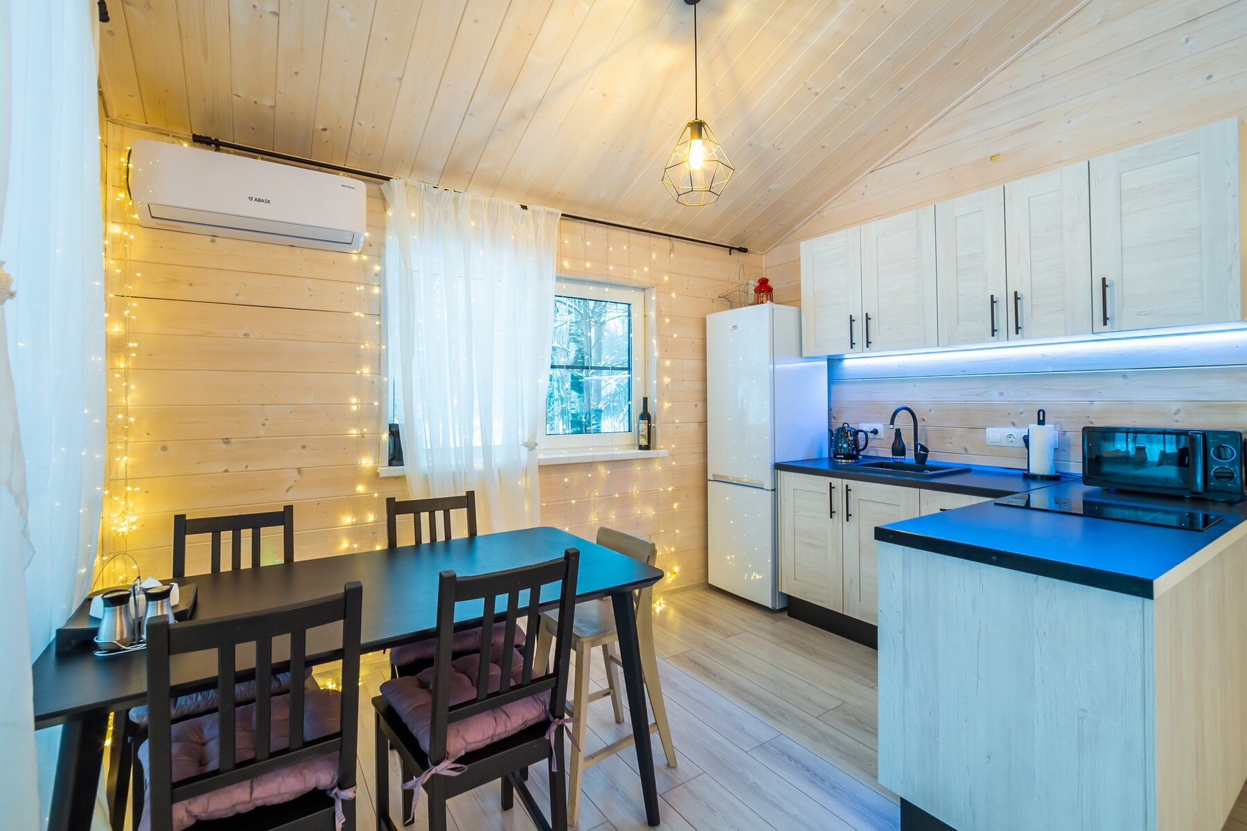 Коттедж с видом на лес